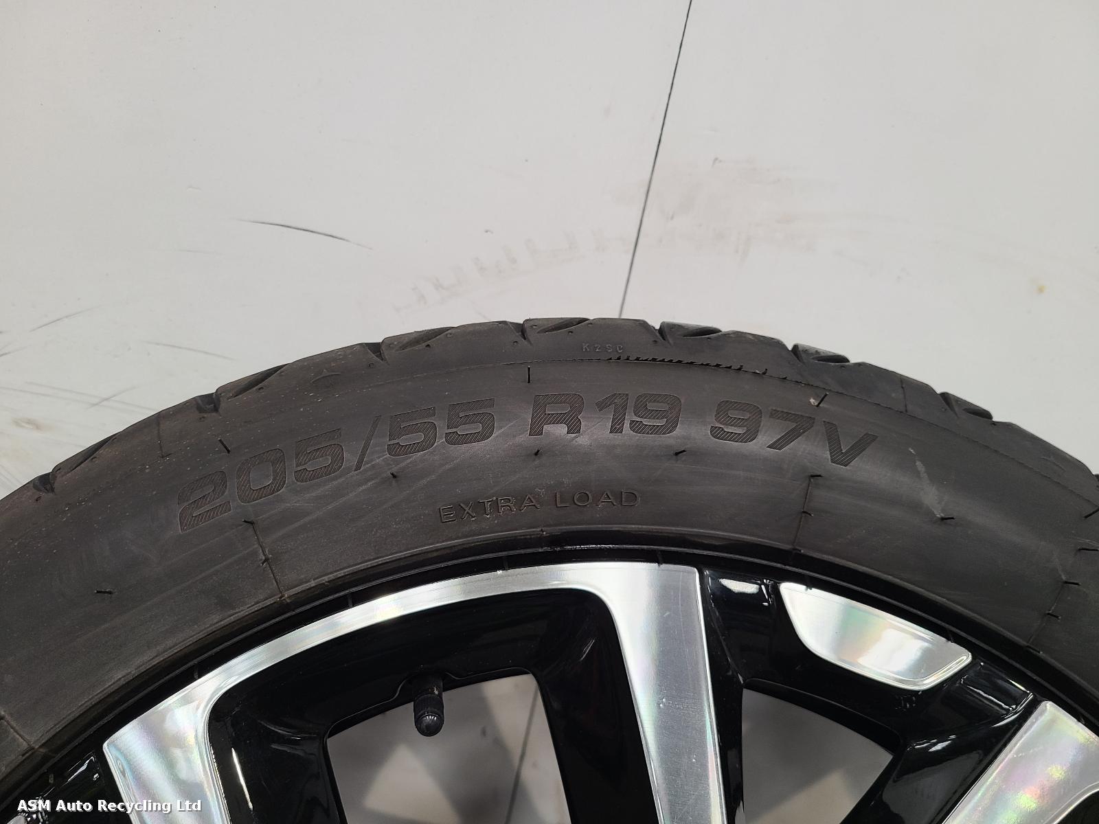 View Auto part Wheel Set Citroen C5 Aircross 2019