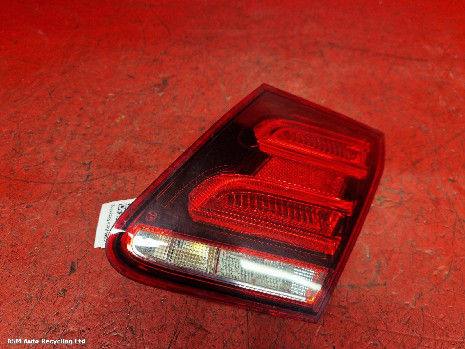 View Auto part R Taillight Mercedes E Class 2013