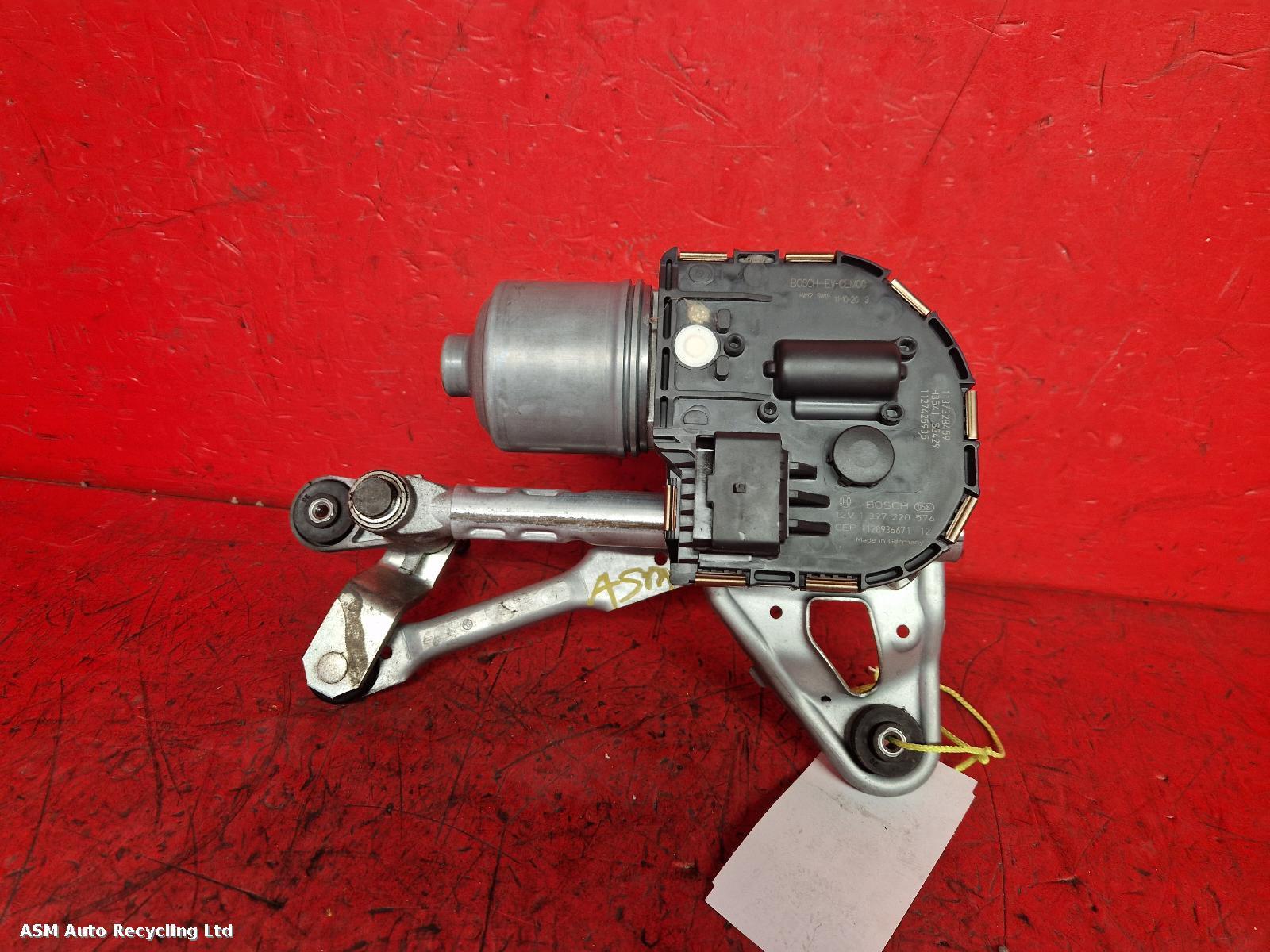 View Auto part Wiper Motor Front Peugeot 3008 2012