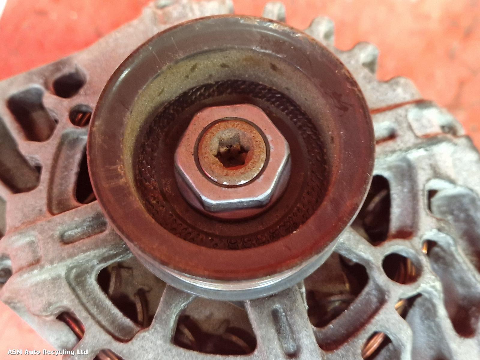 View Auto part Alternator Kia Rio 2012