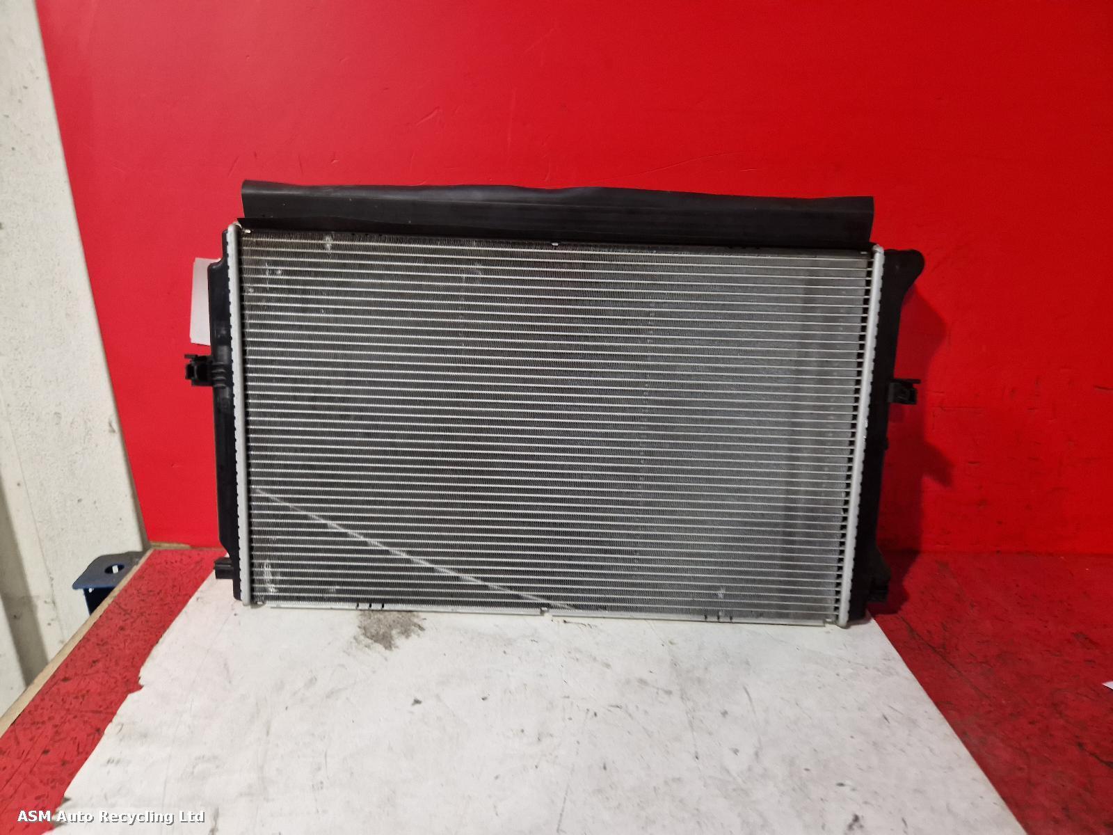 View Auto part Radiator Audi A3 2020