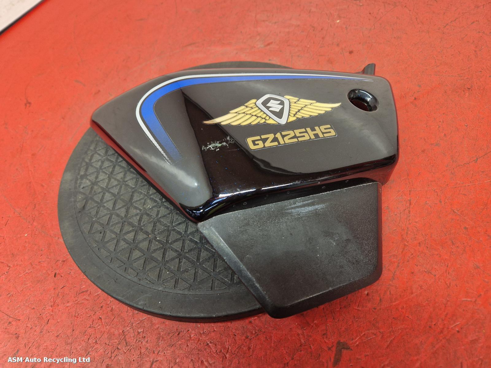 View Auto part Side Panel Left Suzuki Gz 125 2011