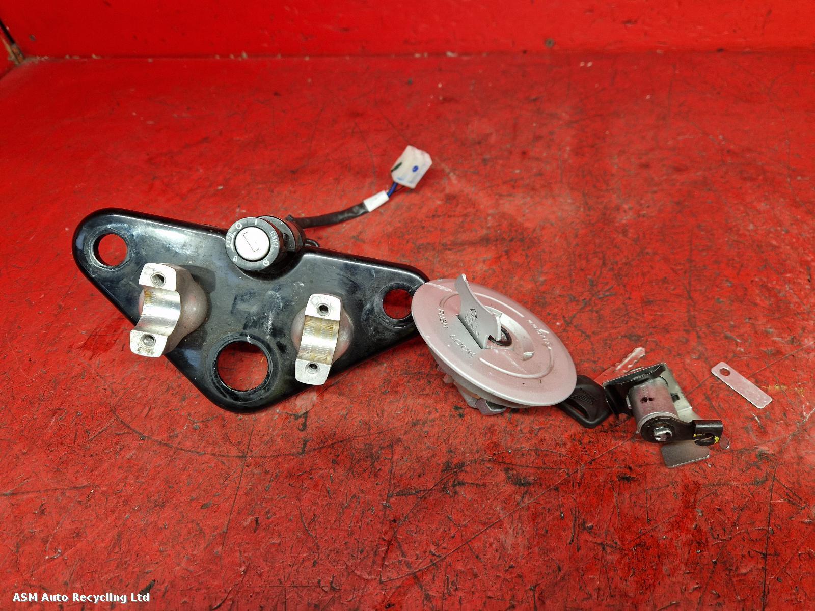 View Auto part Comp.Lock Set + Keys Honda Cbf125 2023