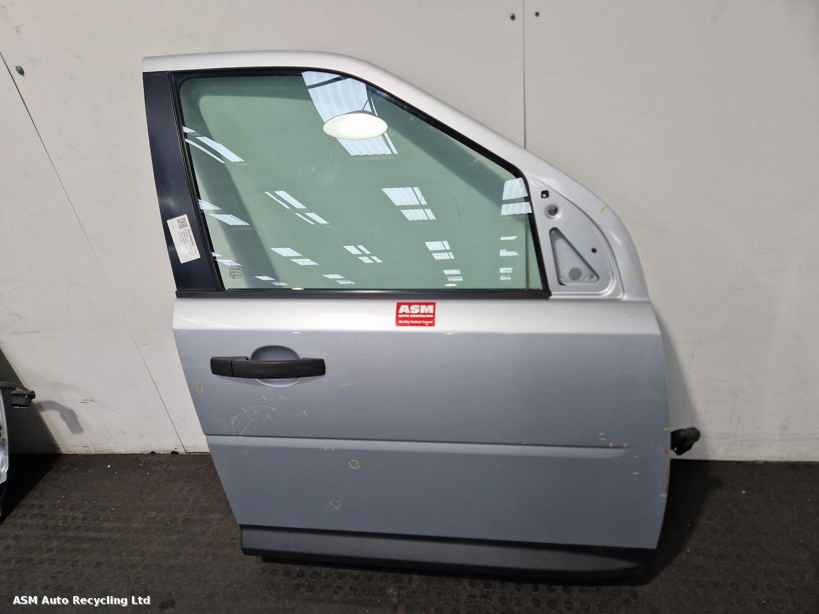 View Auto part R Front Door Land Rover Freelander 2008
