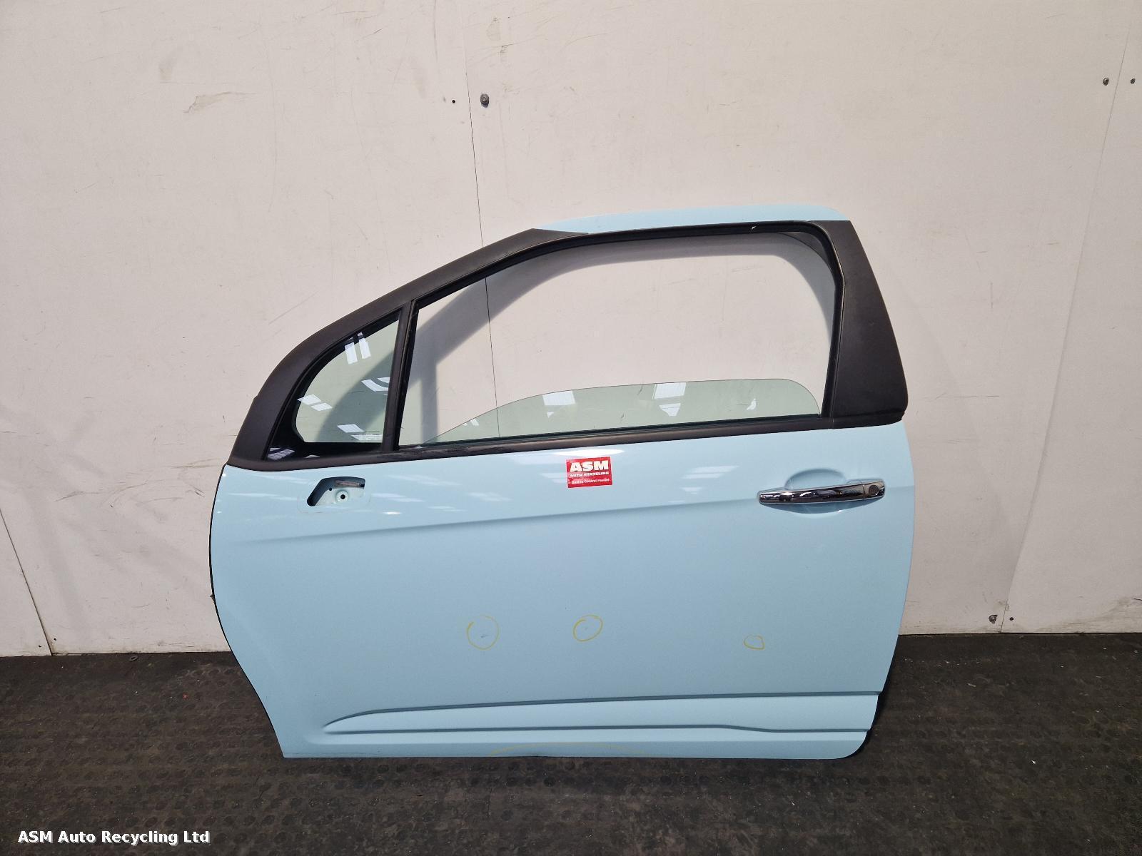 View Auto part L Front Door Citroen Ds3 2011