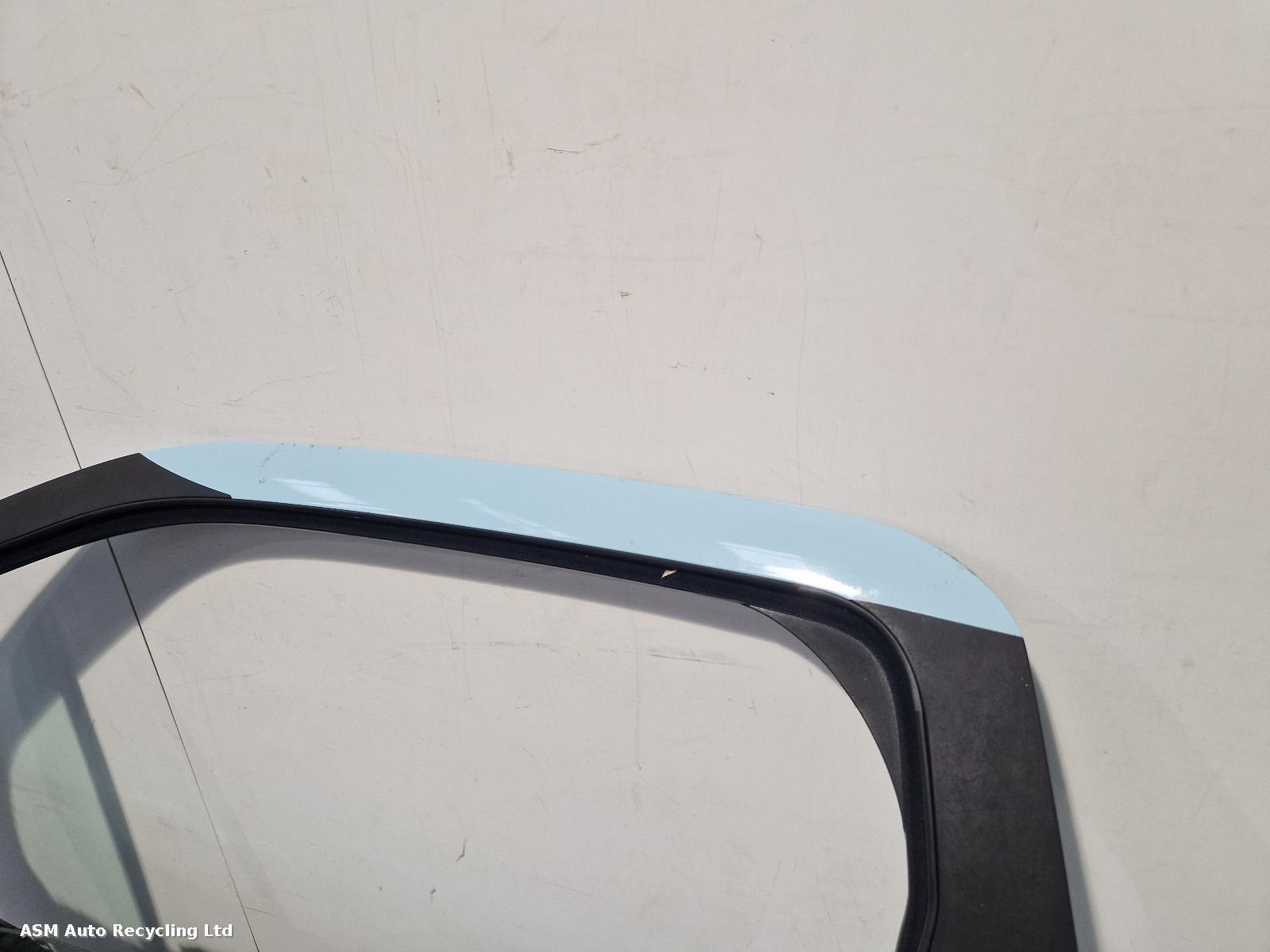 View Auto part L Front Door Citroen Ds3 2011