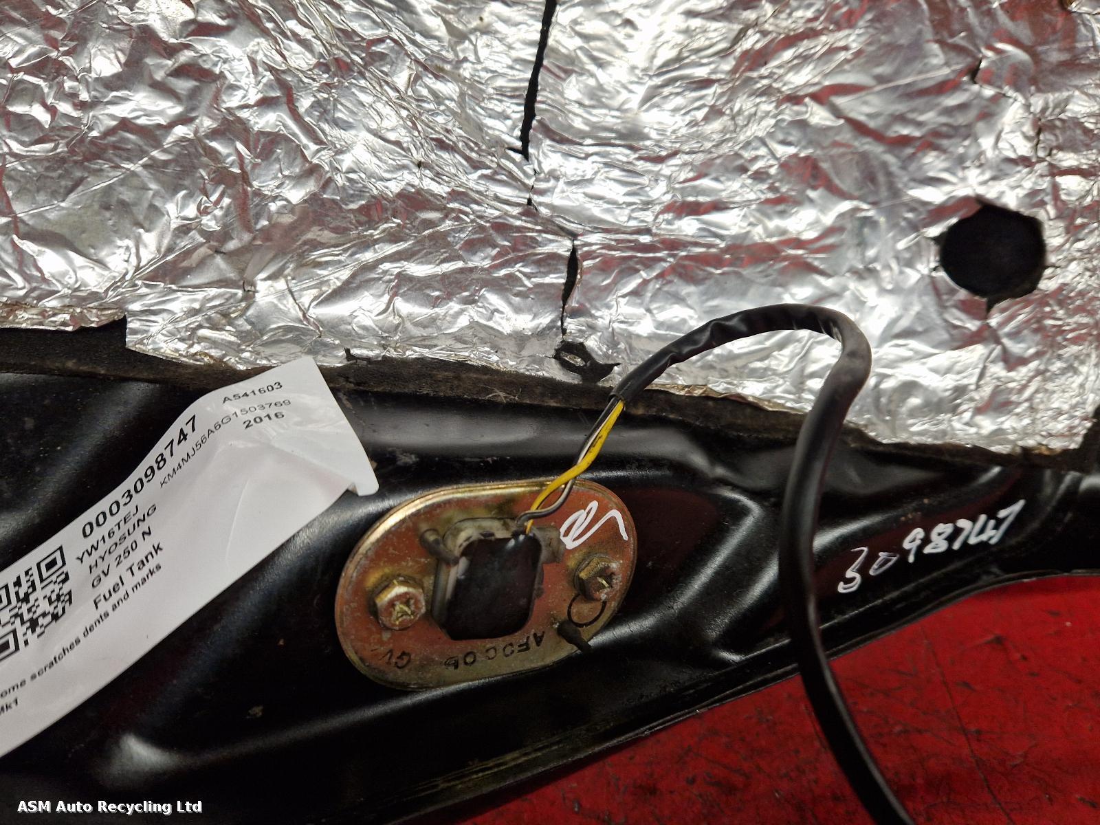 View Auto part Fuel Tank Hyosung Gv 250 N 2016