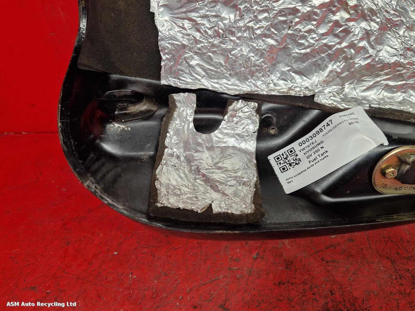View Auto part Fuel Tank Hyosung Gv 250 N 2016