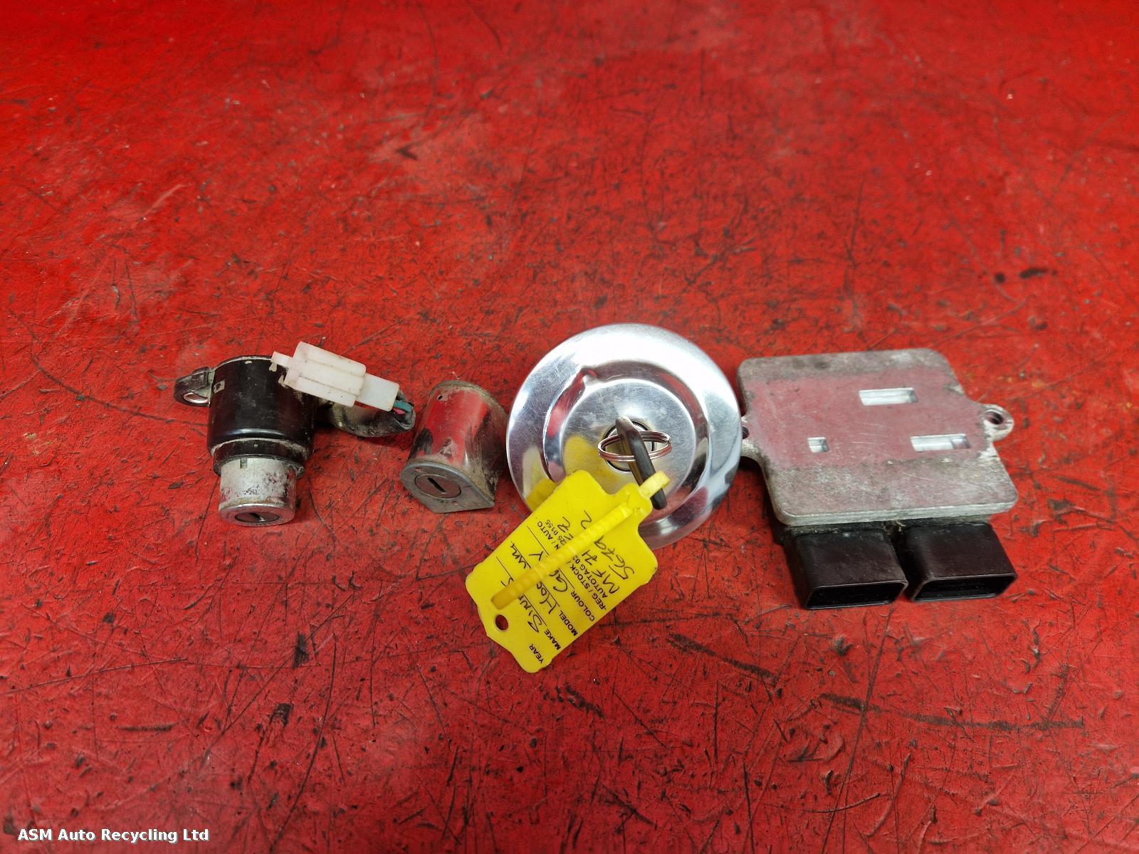 View Auto part Comp.Lock Set + Keys Sinnis Hoodlum 125 2021