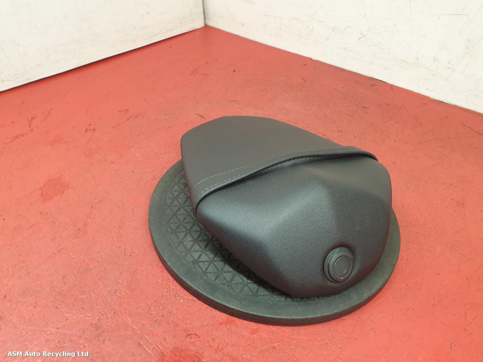View Auto part 2nd Seat (Rear Seat) Yamaha Yzf R125 2020