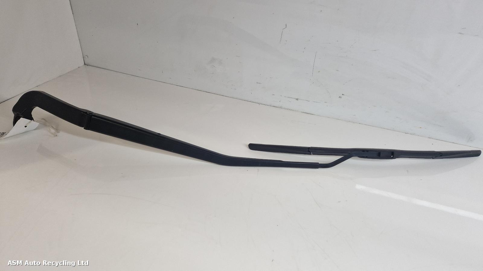 View Auto part Wiper Arm Land Rover Range Rover 2014