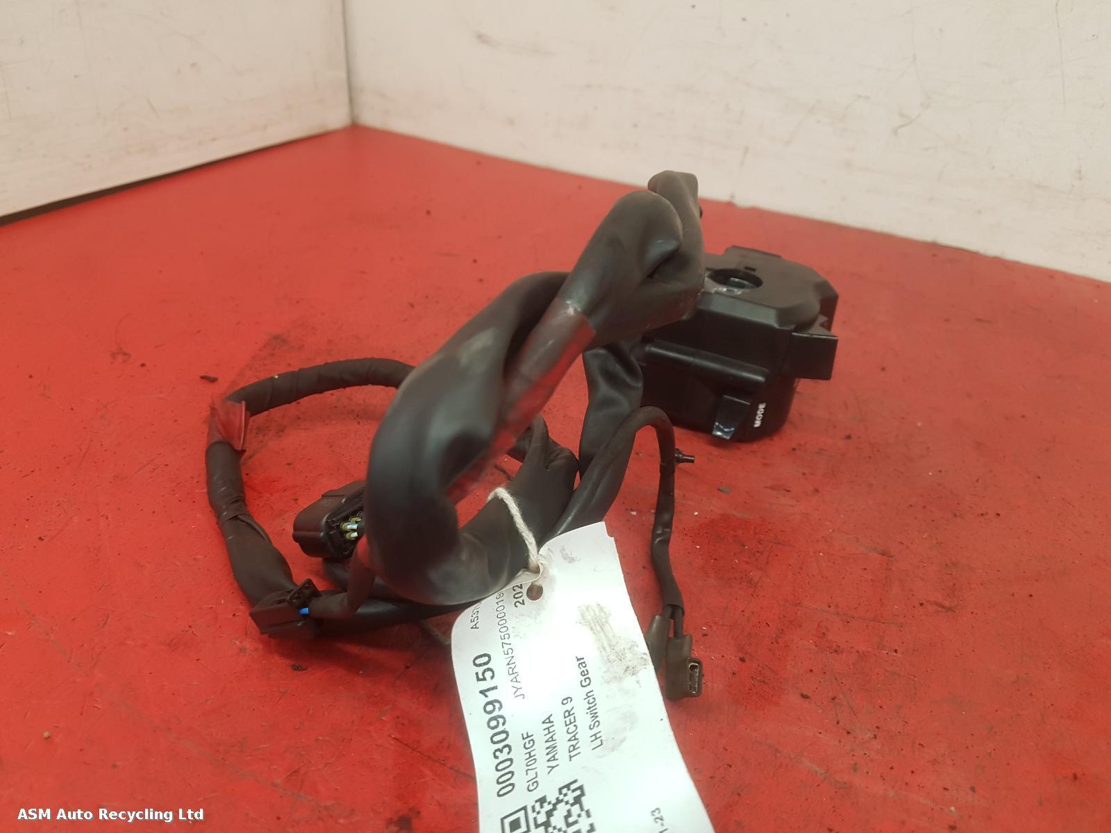 View Auto part LH Switch Gear Yamaha Tracer 9 2021