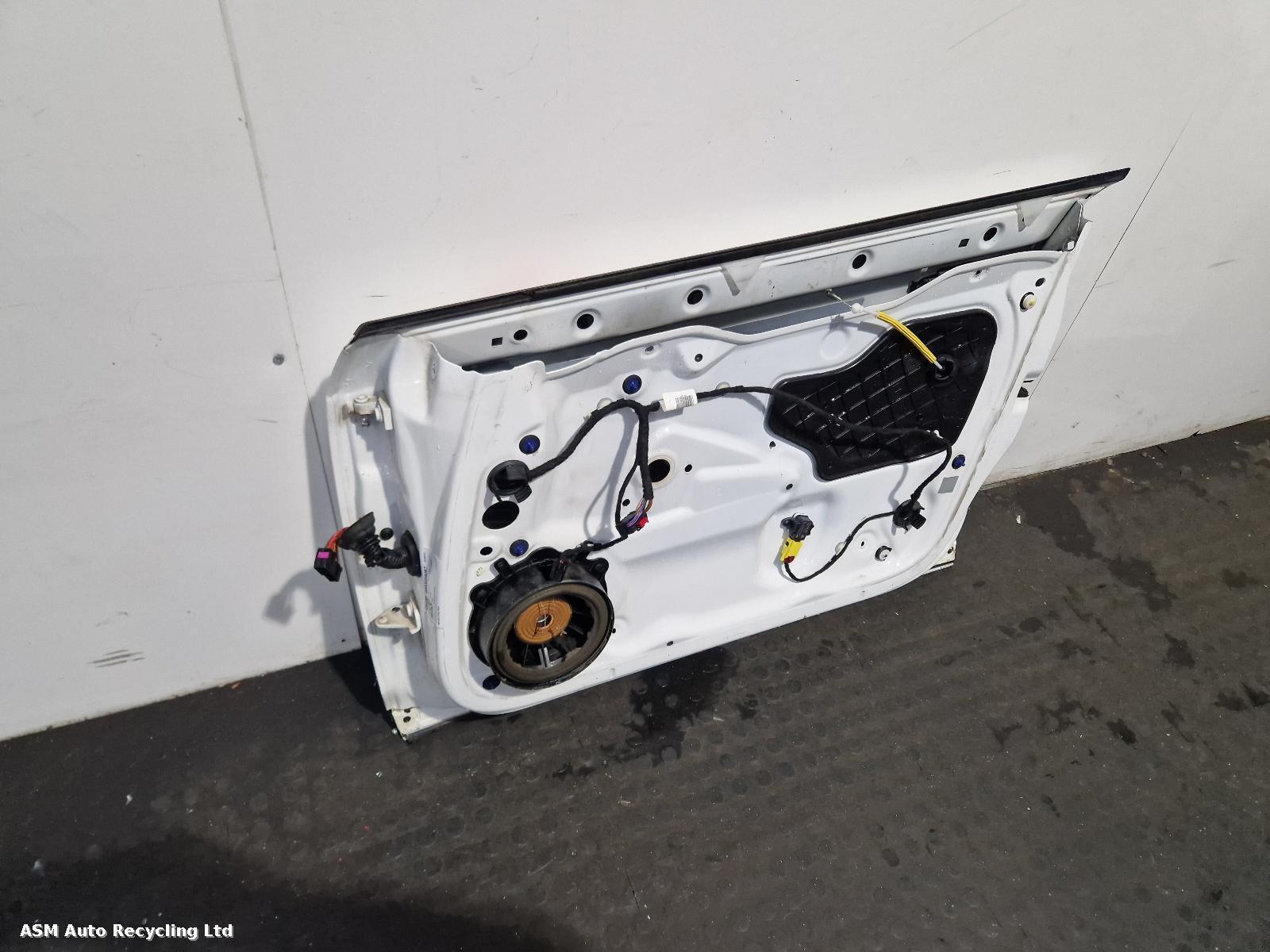 View Auto part R Front Door Audi A3 2007