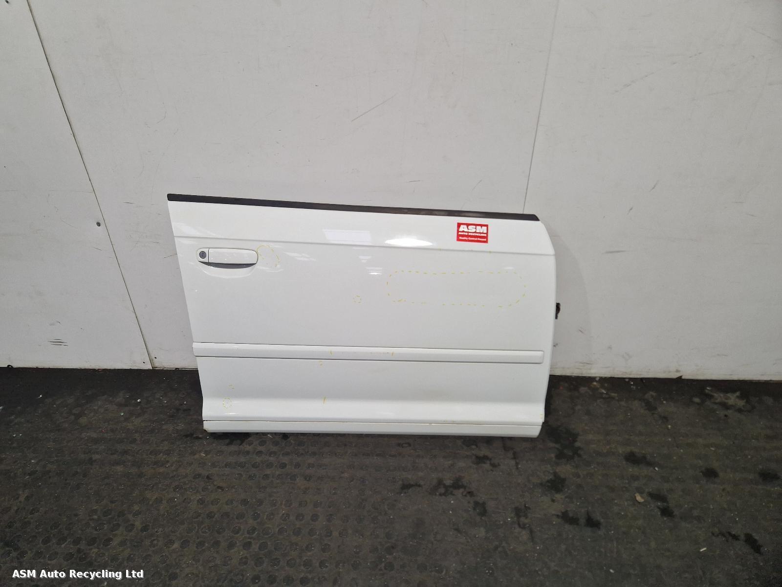 View Auto part R Front Door Audi A3 2007