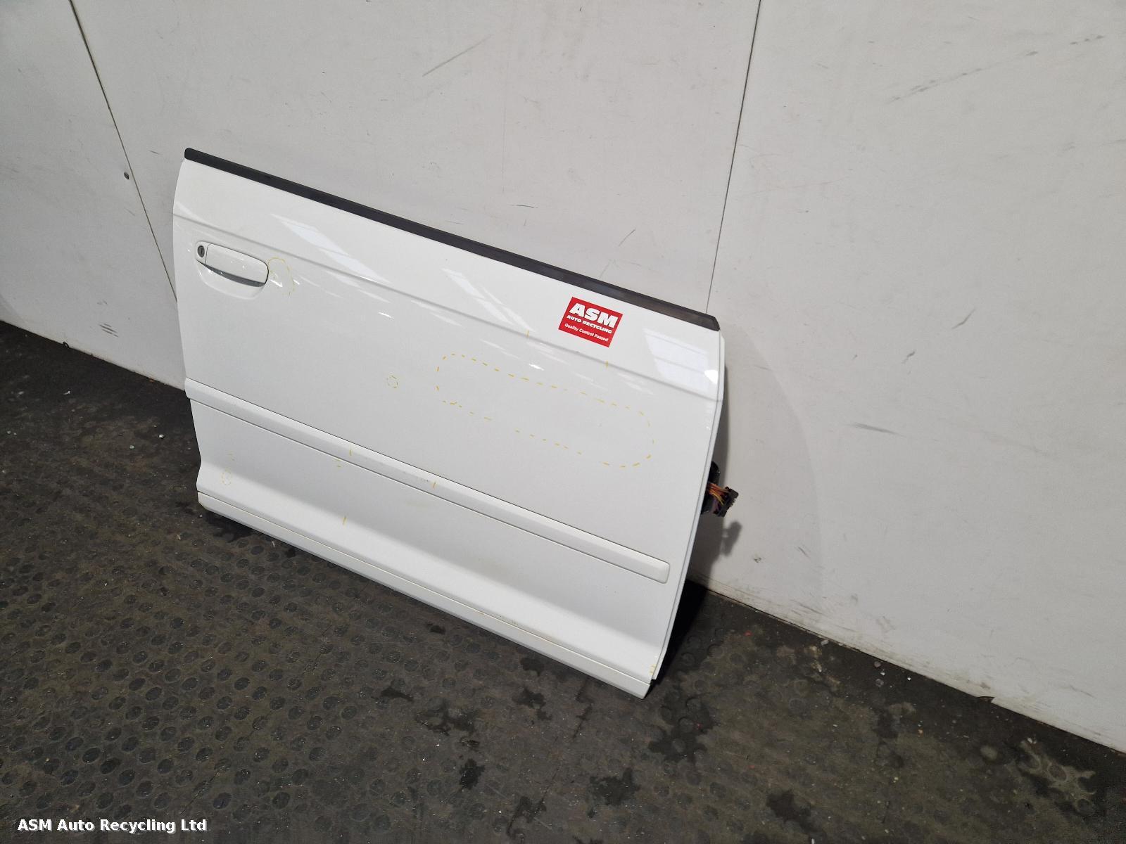 View Auto part R Front Door Audi A3 2007