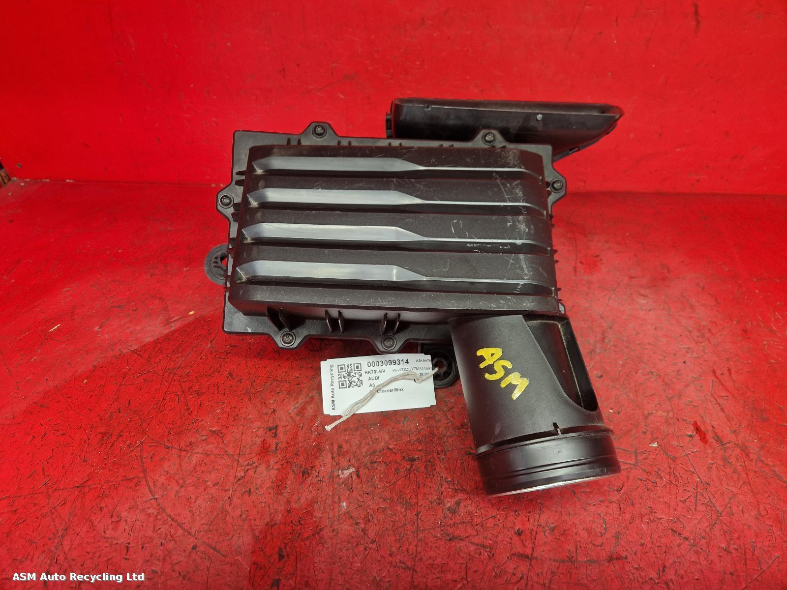 View Auto part Air Cleaner/Box Audi A3 2020