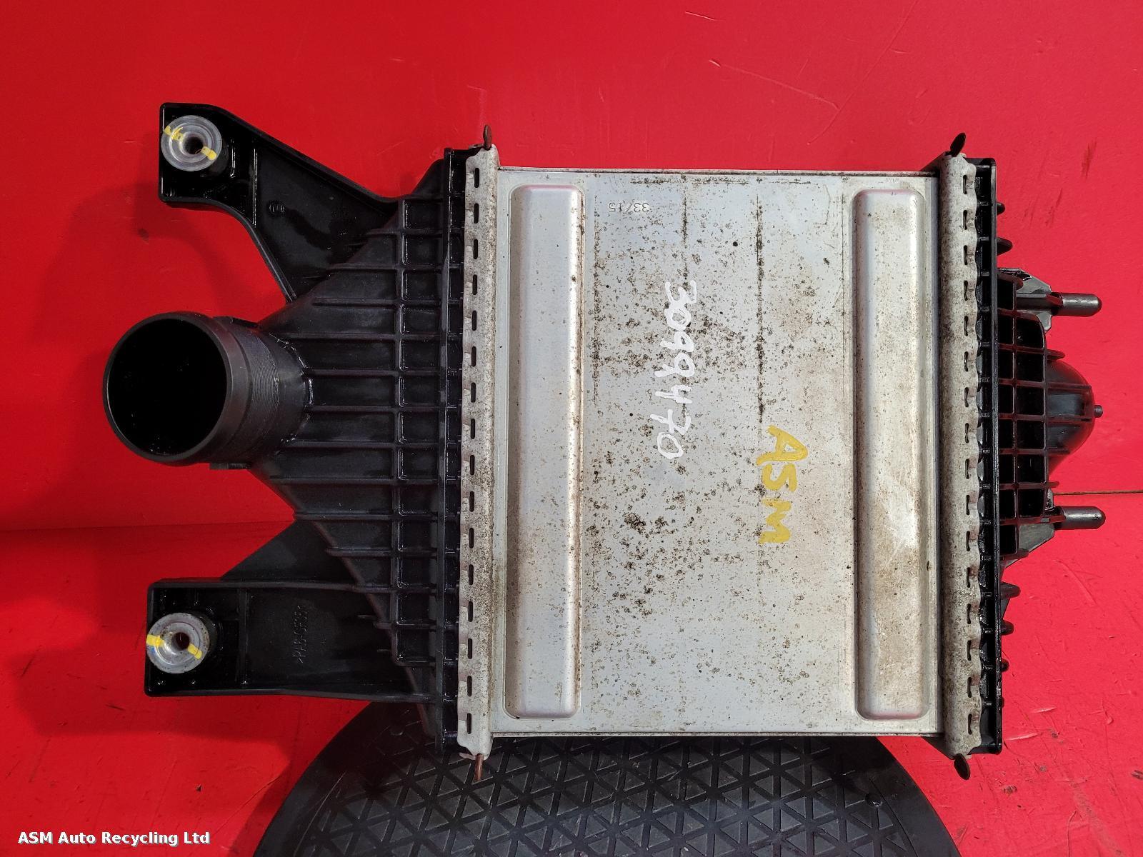 View Auto part Intercooler Land Rover Range Rover 2015