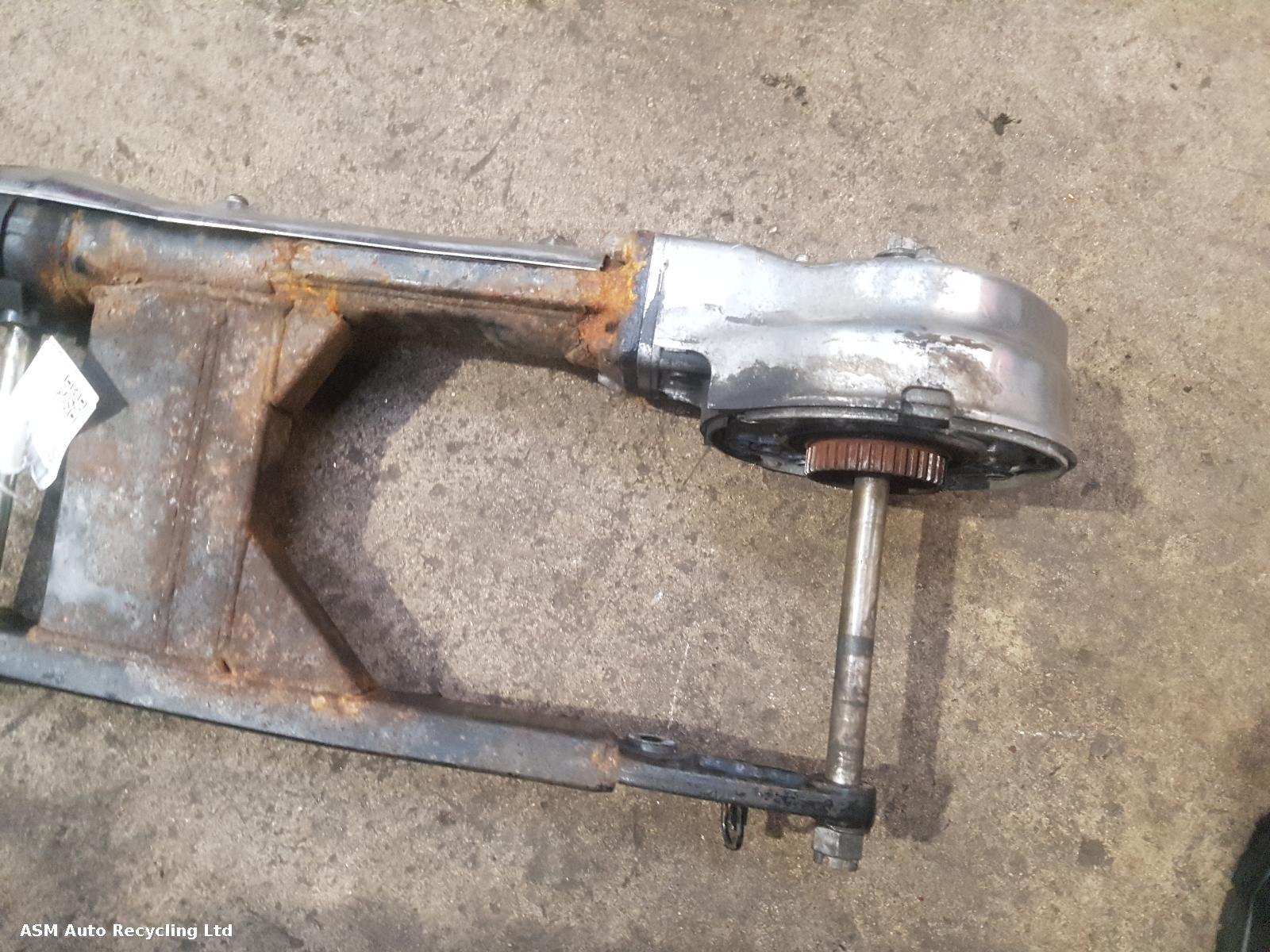 View Auto part Swing Arm Kawasaki Vulcan 1600 Nomad 2007