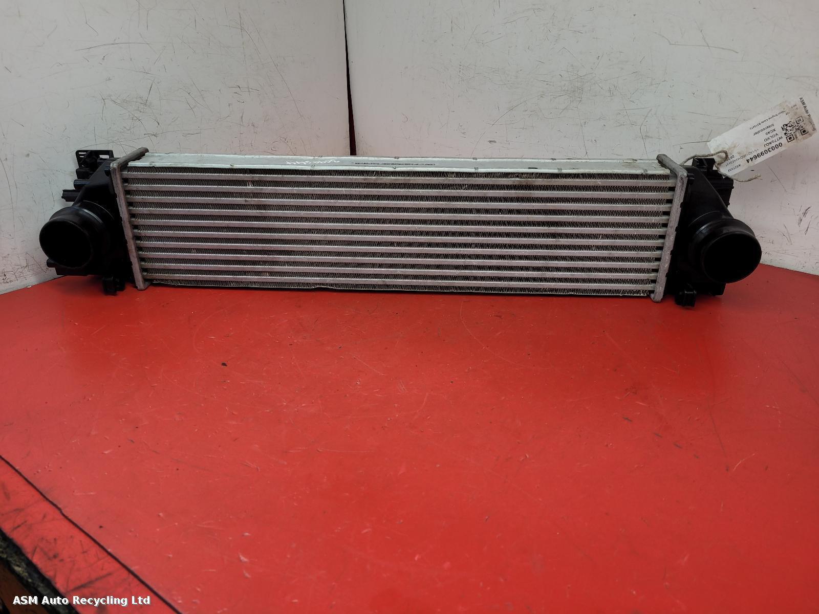 View Auto part Intercooler Volvo Xc40 2020