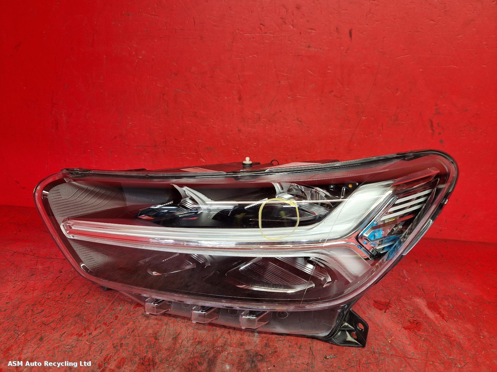 View Auto part L Headlamp Volvo Xc40 2020