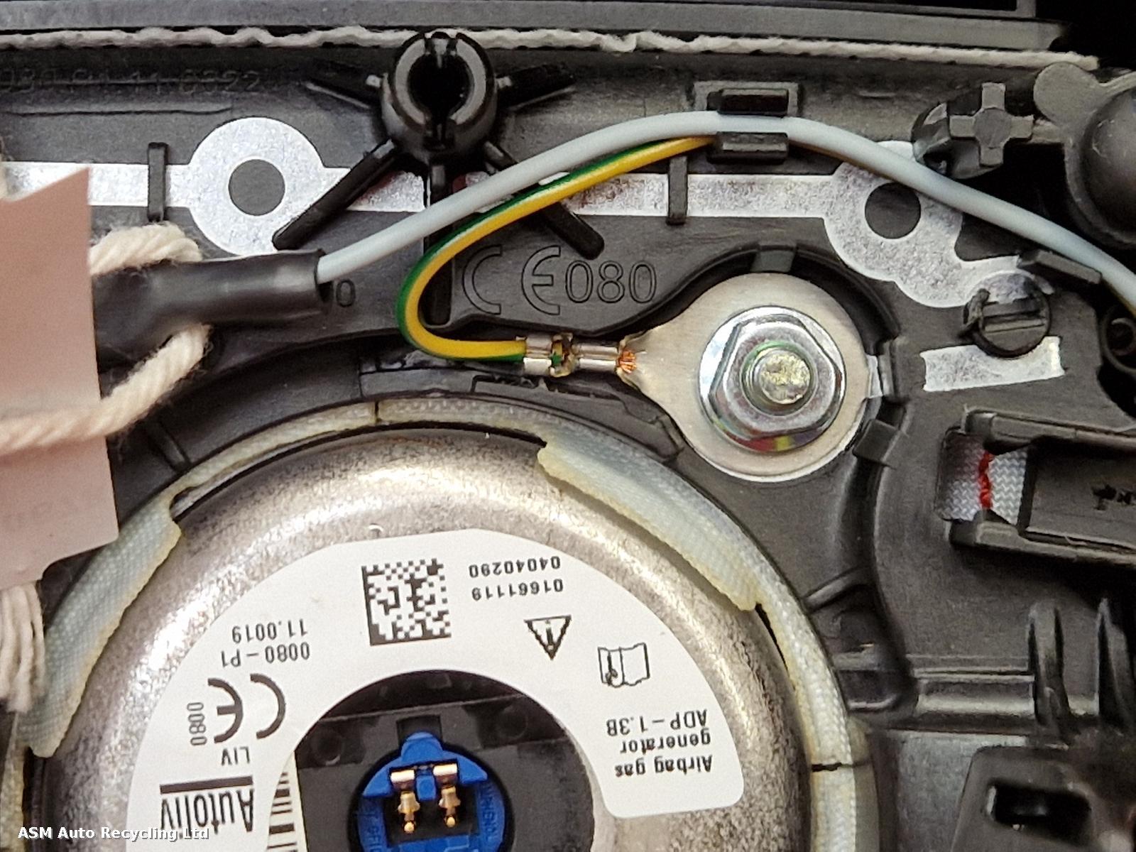 View Auto part R Air Bag Peugeot 308 2019
