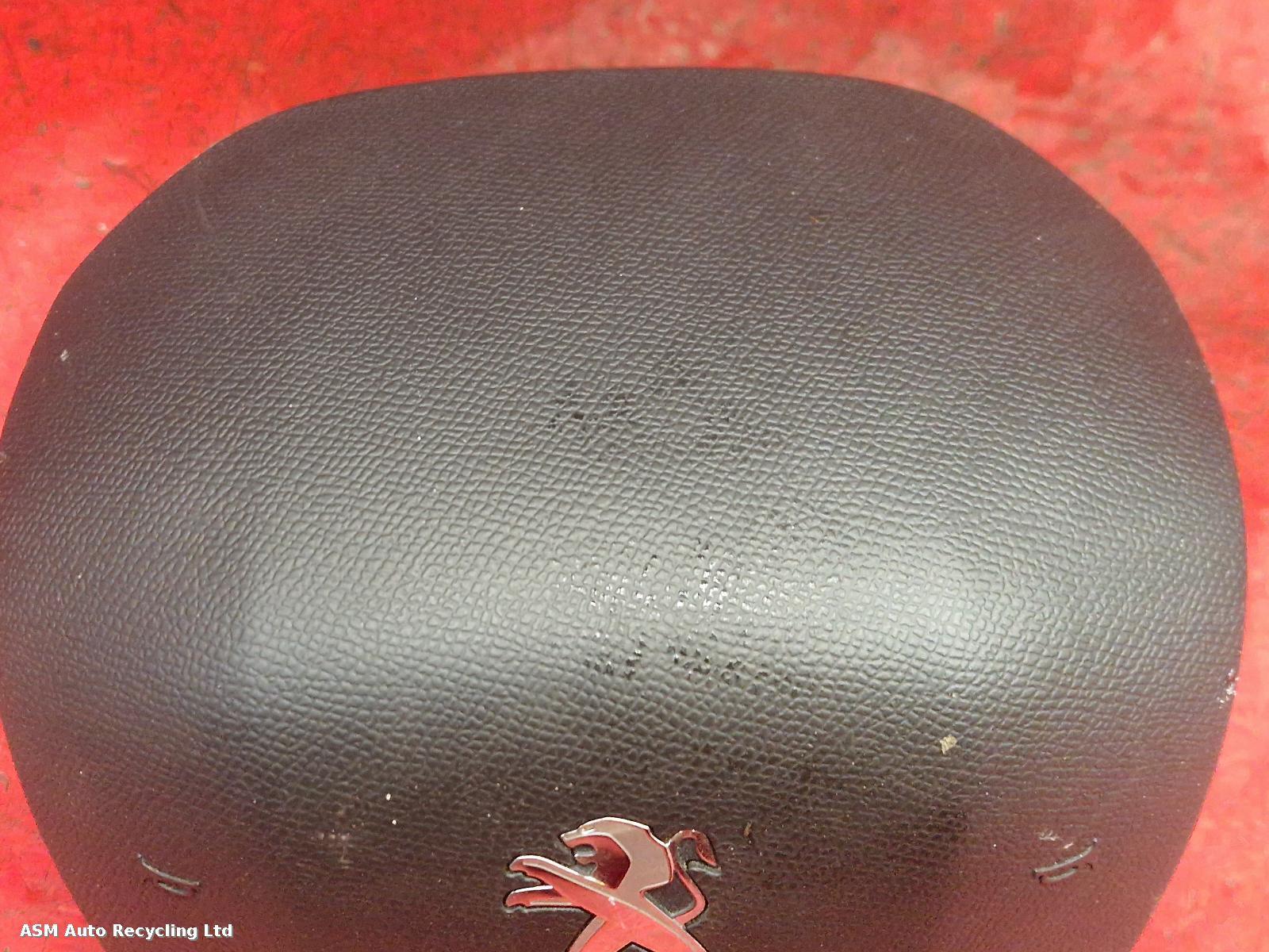 View Auto part R Air Bag Peugeot 308 2019