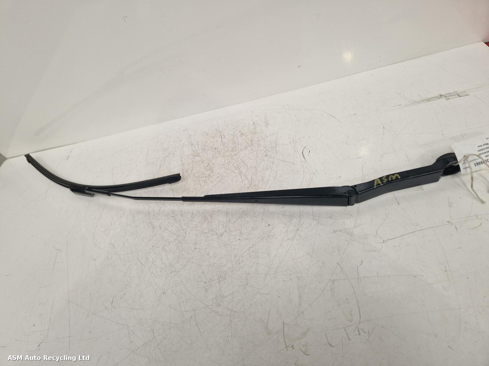 View Auto part Wiper Arm Land Rover Discovery 2022