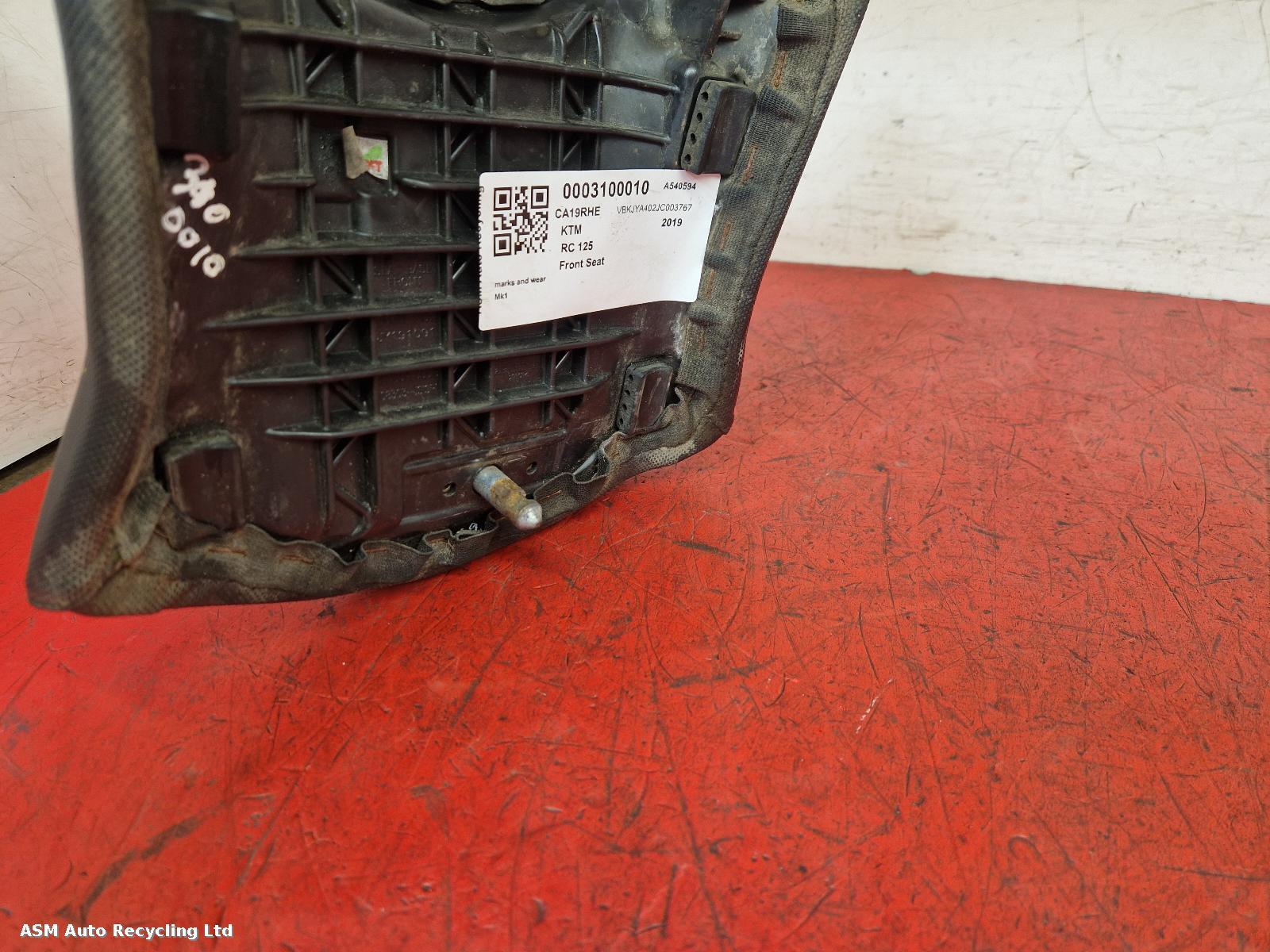 View Auto part Front Seat Ktm Rc 125 2019