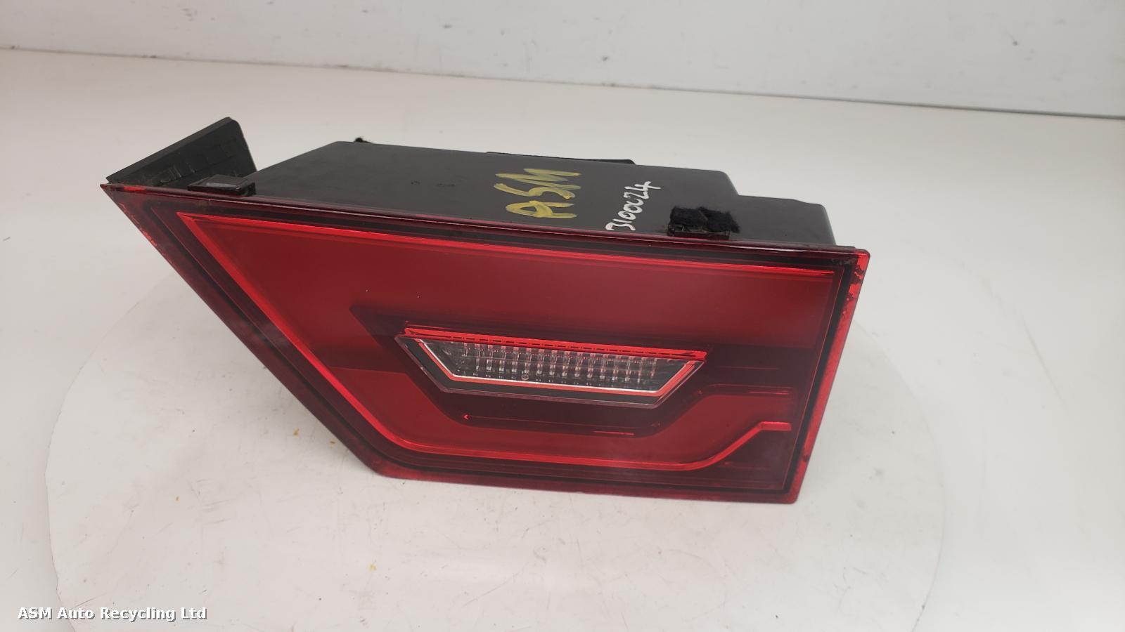 View Auto part R Taillight Jaguar E Pace 2018