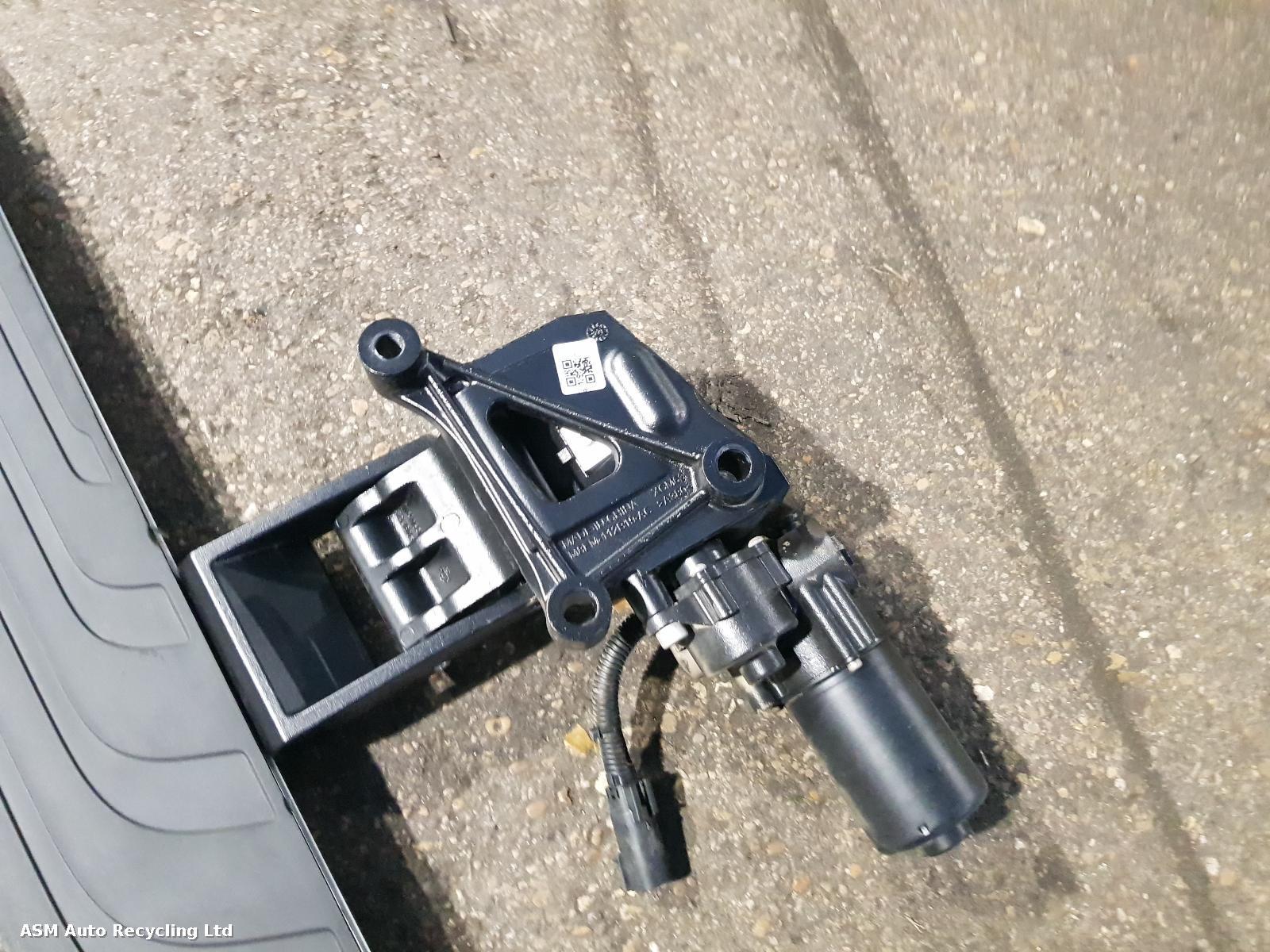 View Auto part Side Step/Rail Land Rover Range Rover Sport 2024