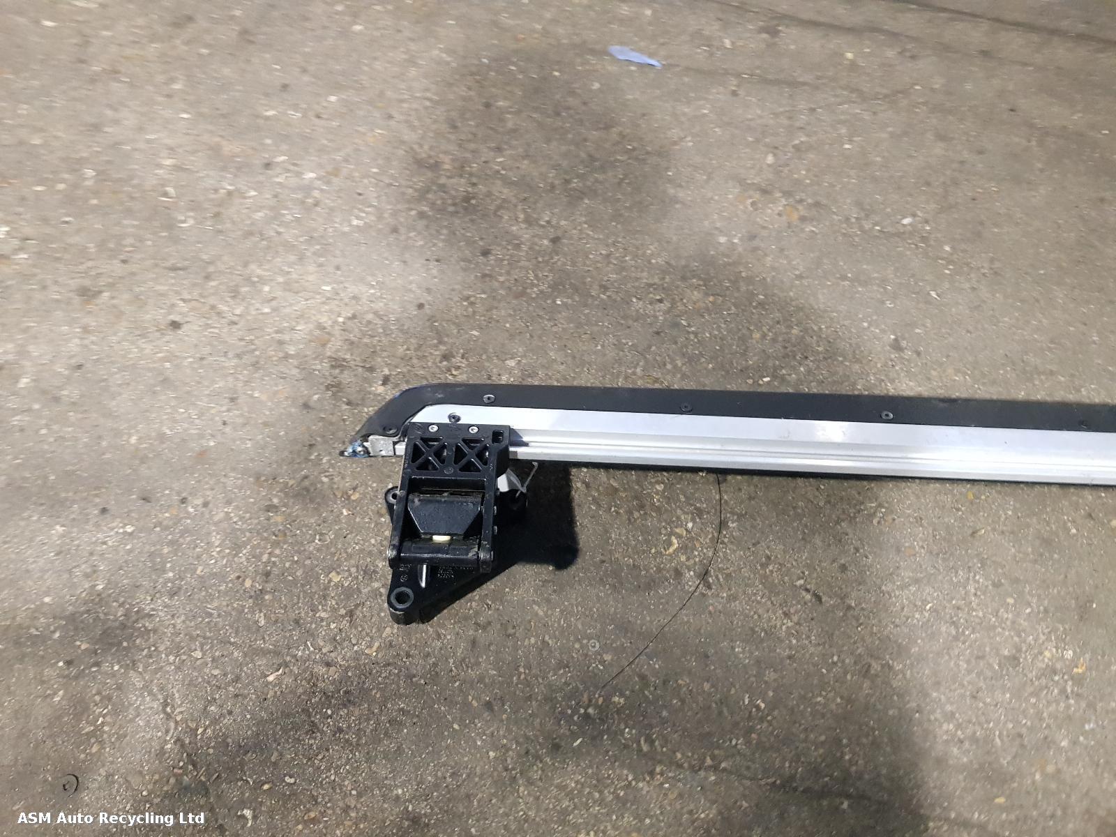 View Auto part Side Step/Rail Land Rover Range Rover Sport 2024