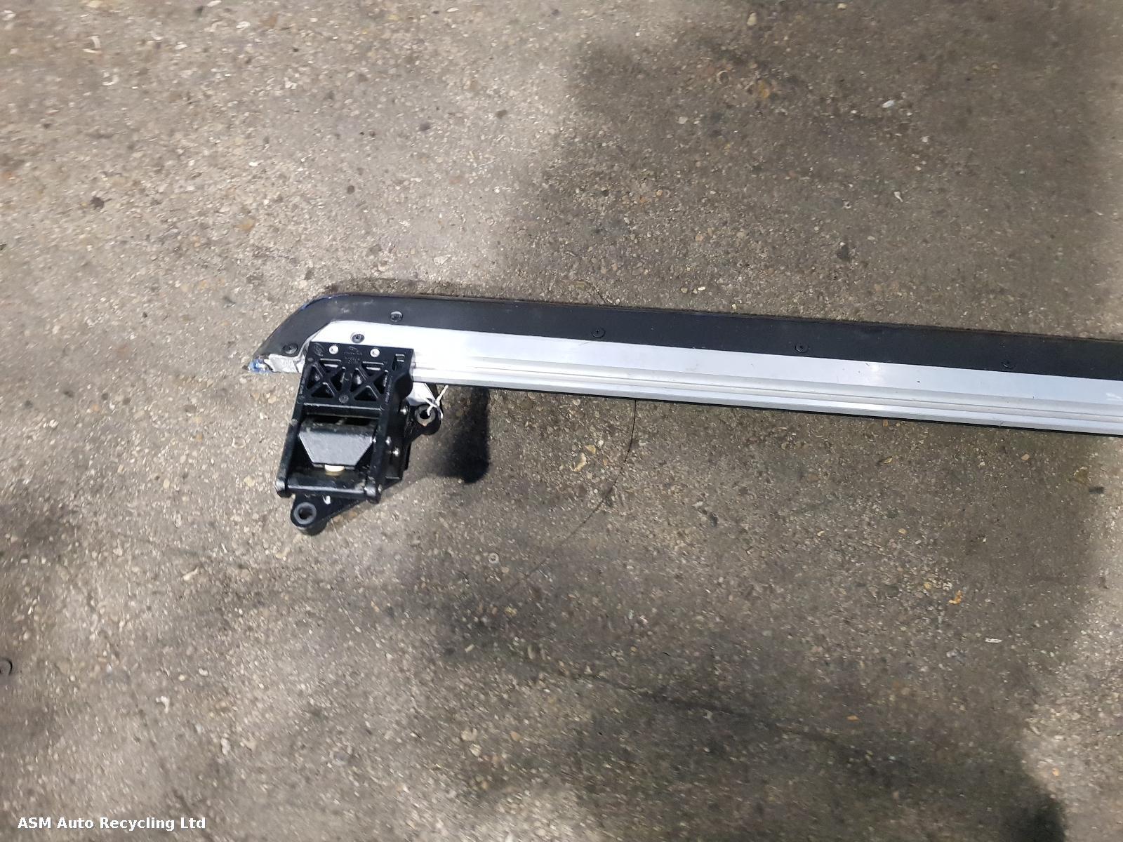 View Auto part Side Step/Rail Land Rover Range Rover Sport 2024