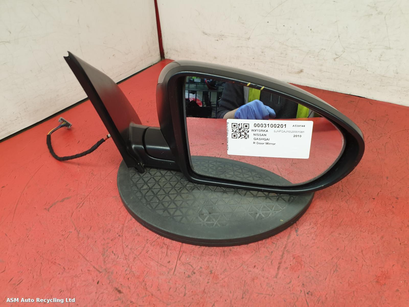 View Auto part R Door Mirror Nissan Qashqai 2010