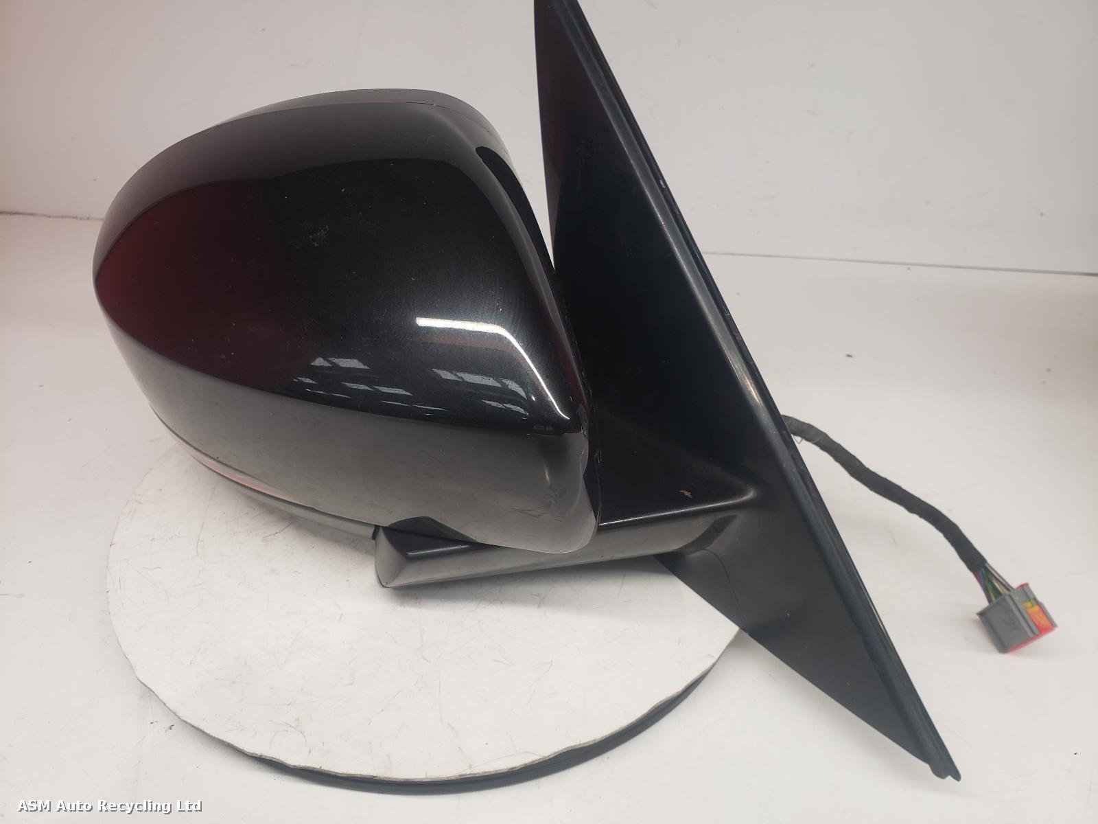 View Auto part R Door Mirror Land Rover Range Rover 2015