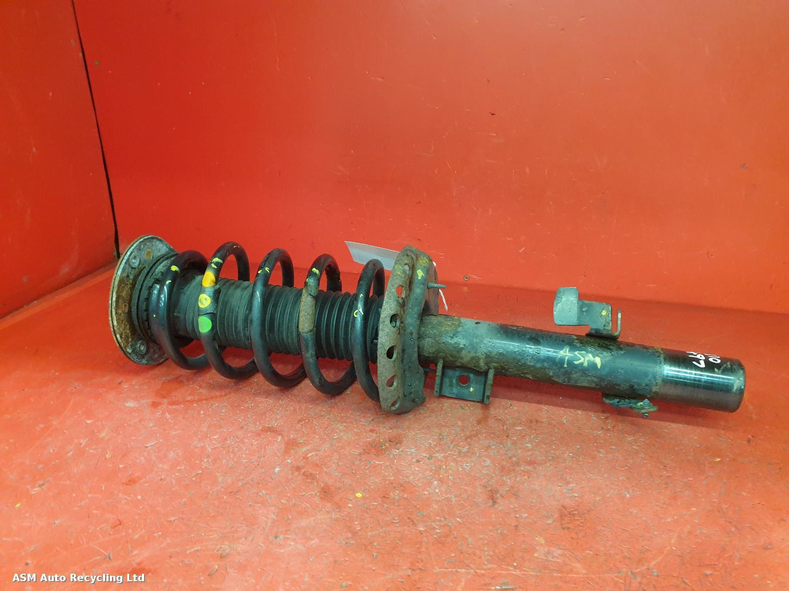 View Auto part RF Strut Land Rover Freelander 2011