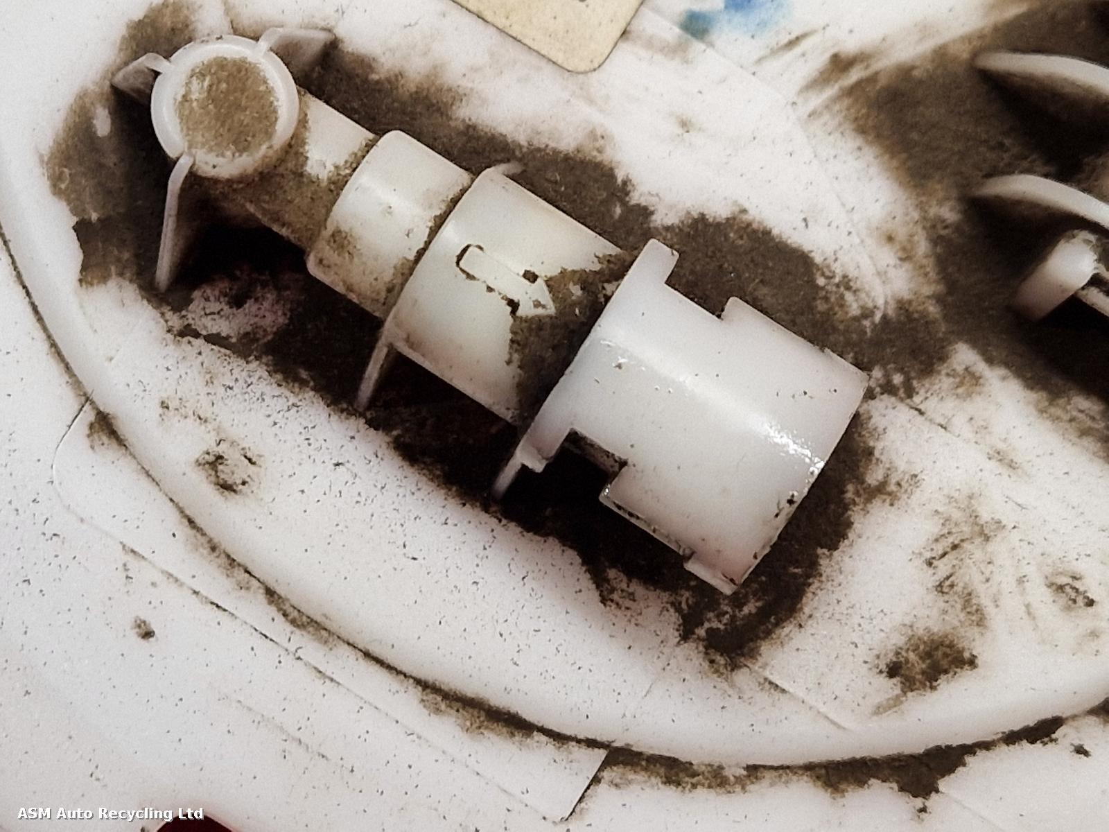 View Auto part Fuel Pump Vauxhall Zafira 2013