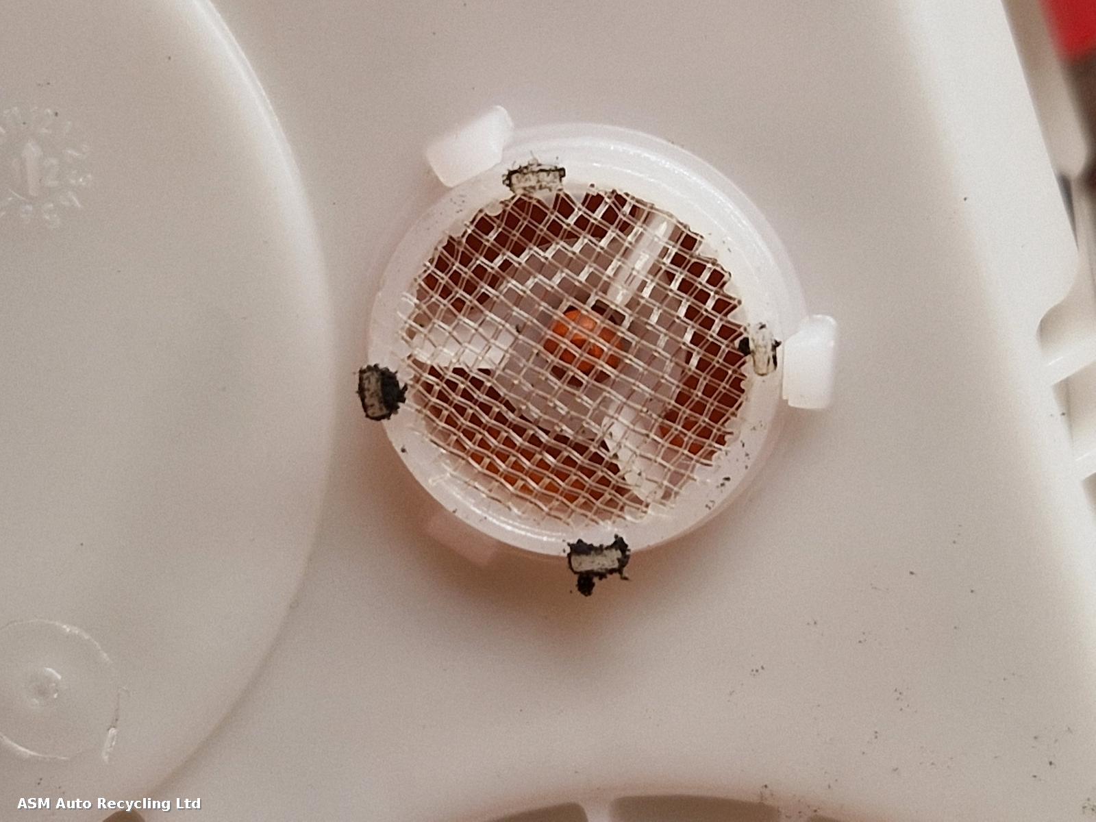 View Auto part Fuel Pump Vauxhall Zafira 2013