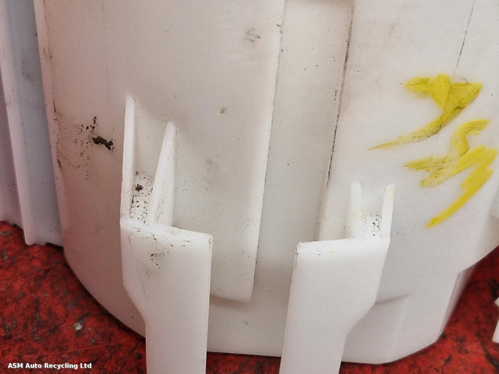 View Auto part Fuel Pump Vauxhall Zafira 2013