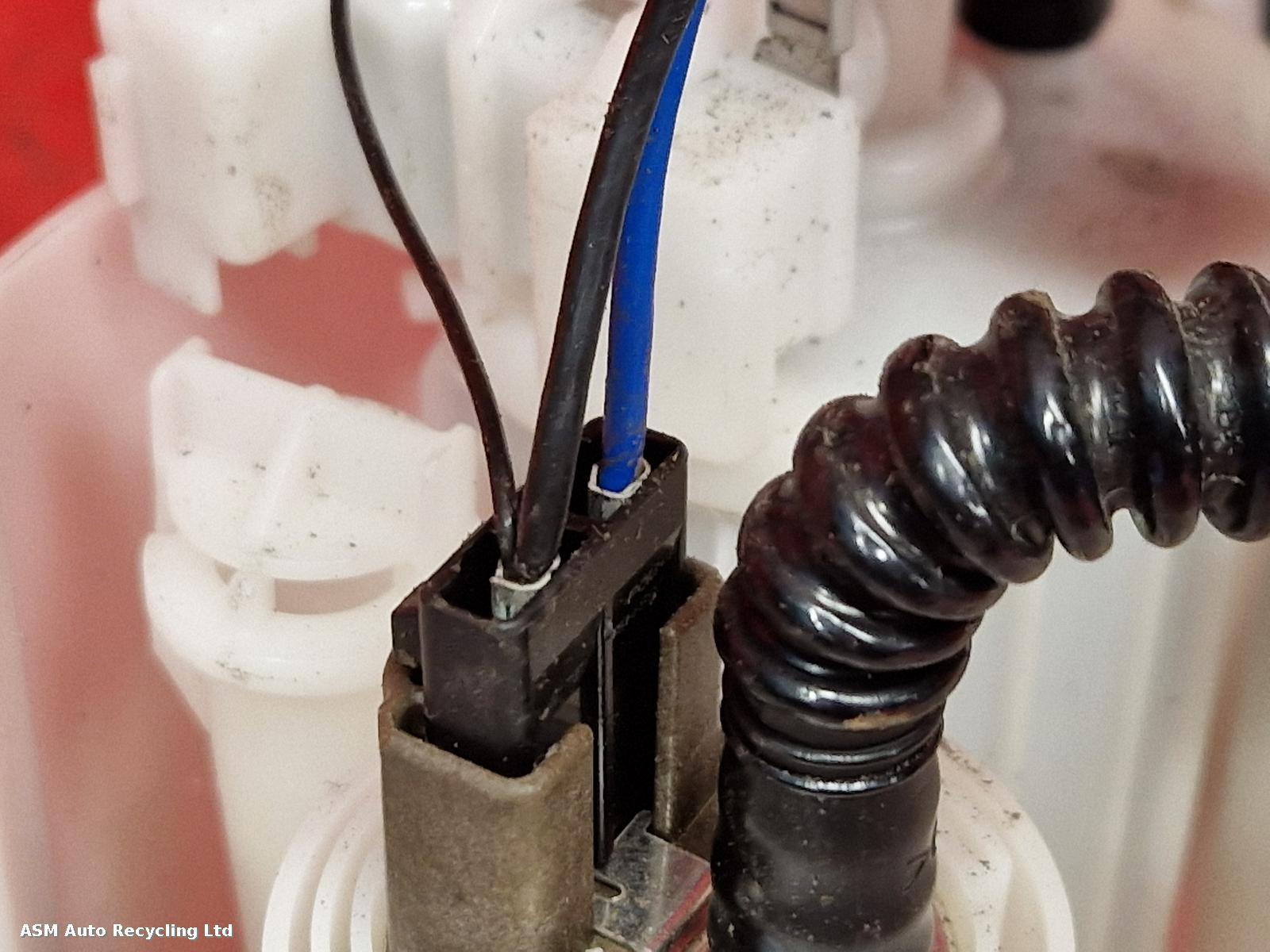 View Auto part Fuel Pump Vauxhall Zafira 2013