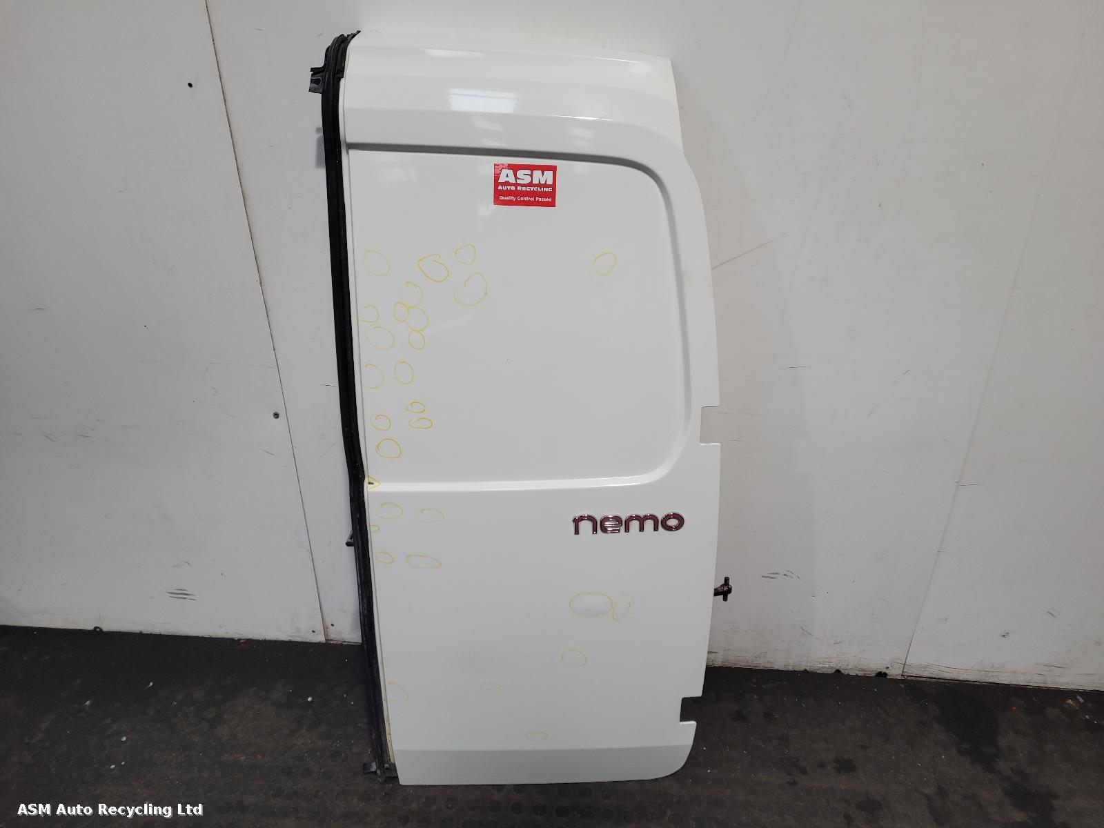 View Auto part R Rear Door Citroen Nemo 2015