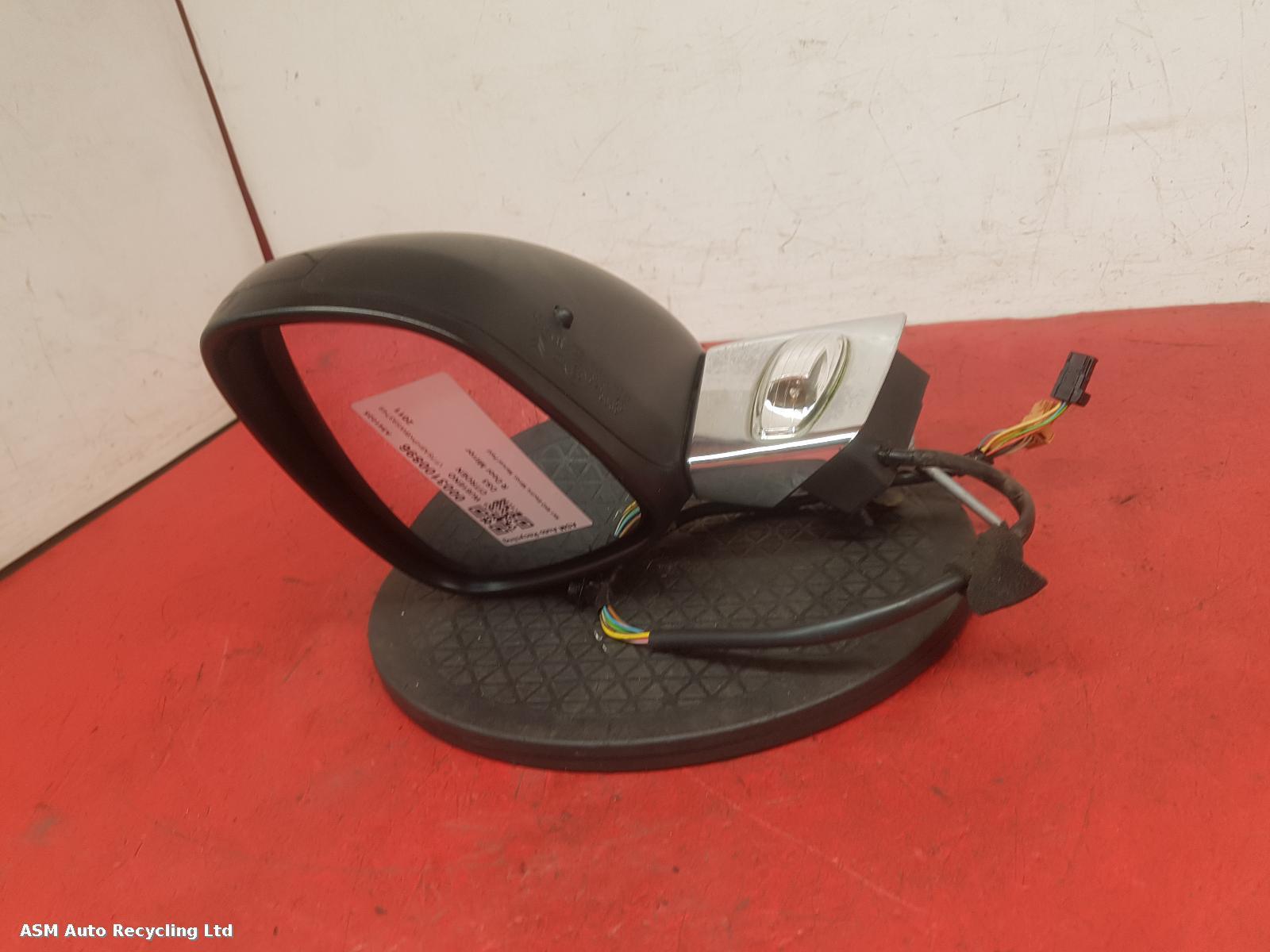 View Auto part R Door Mirror Citroen Ds3 2011