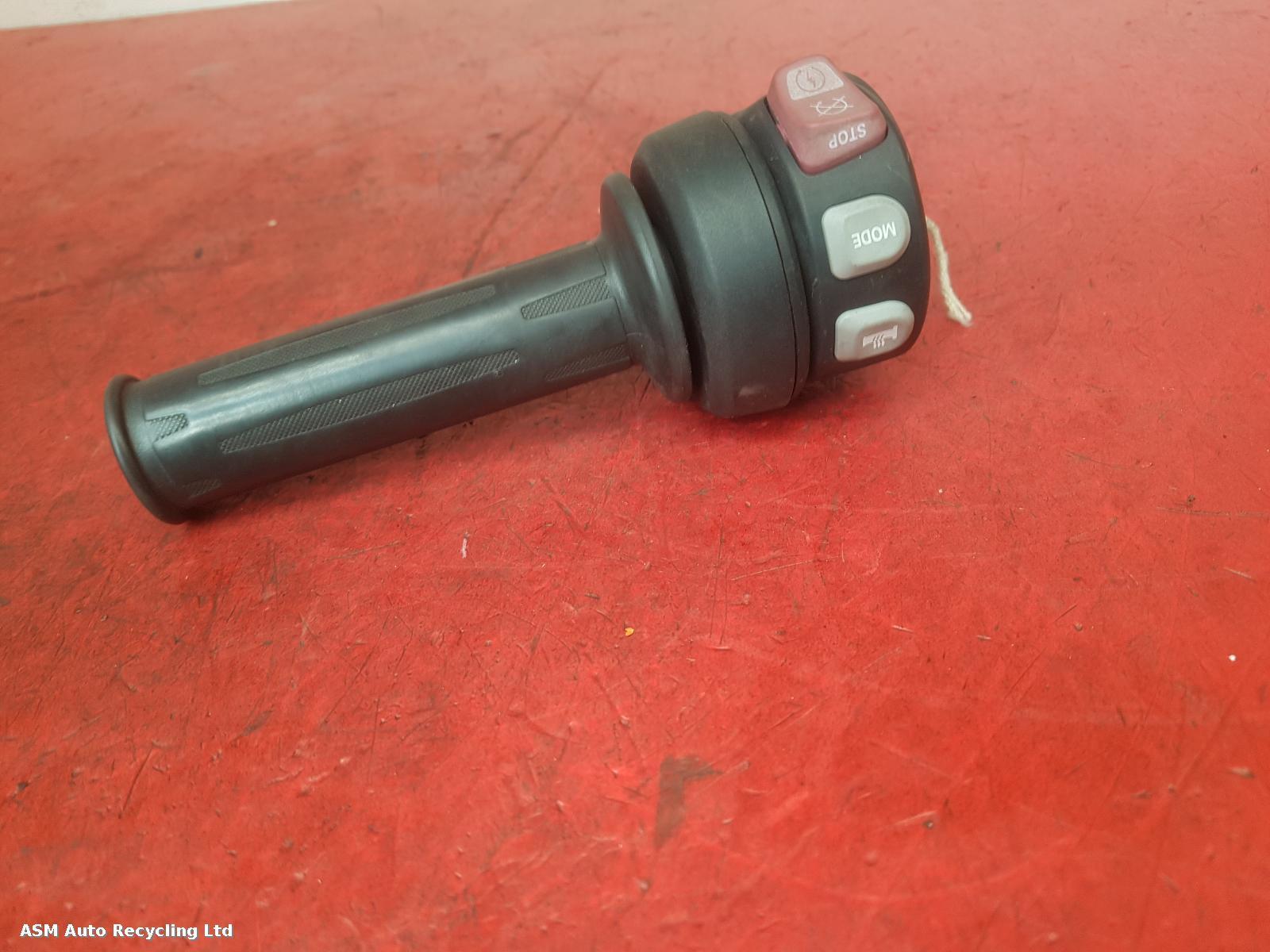 View Auto part LH Switch Gear Bmw R1200 Gs Adventure 2017