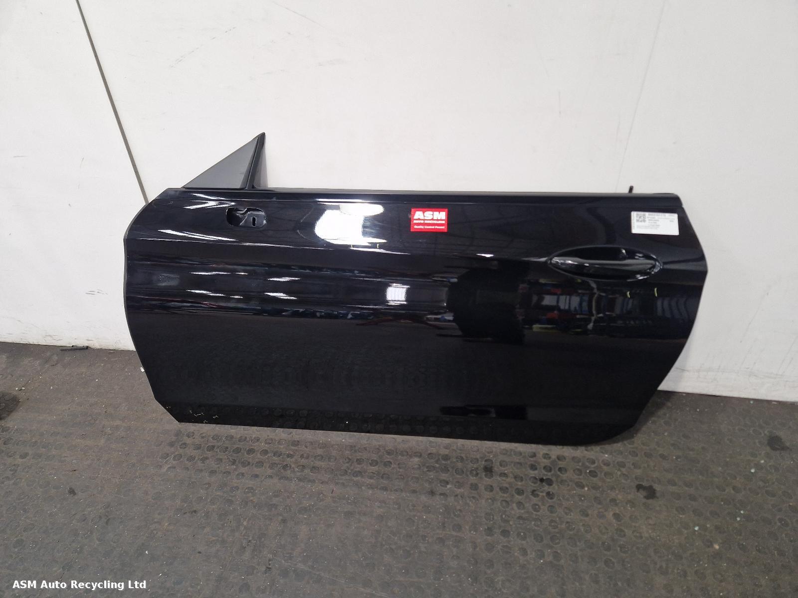 View Auto part L Front Door Mercedes C Class 2020