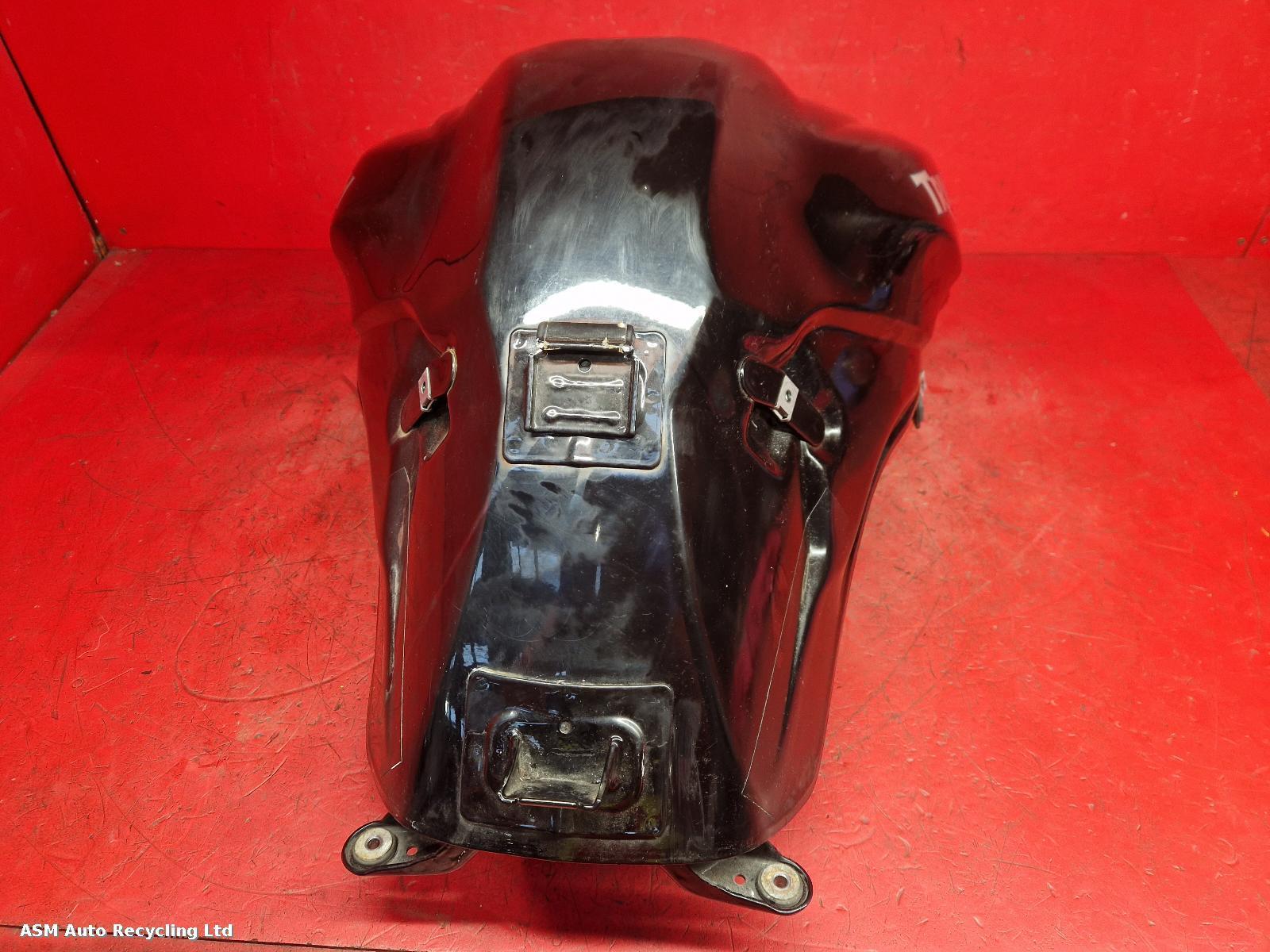 View Auto part Fuel Tank Triumph Tiger 1050 2009