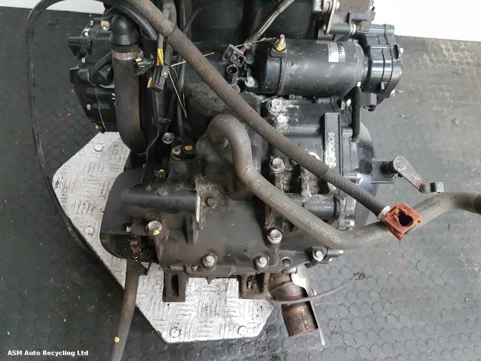 View Auto part Engine Triumph Tiger 1050 2009