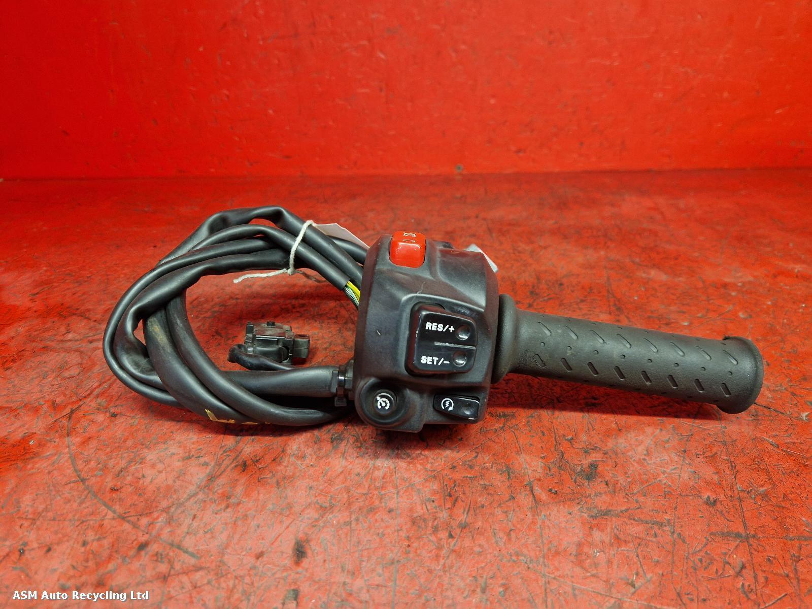 View Auto part RH Switch Gear Triumph Tiger 800 2015