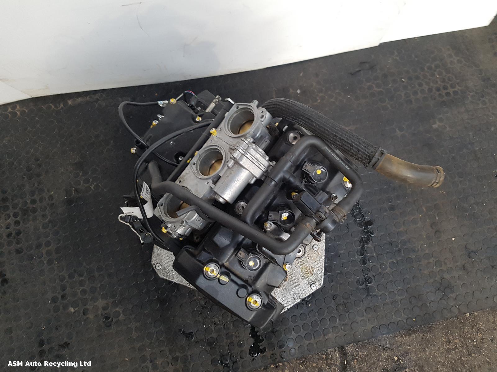 View Auto part Engine Triumph Tiger 800 2015