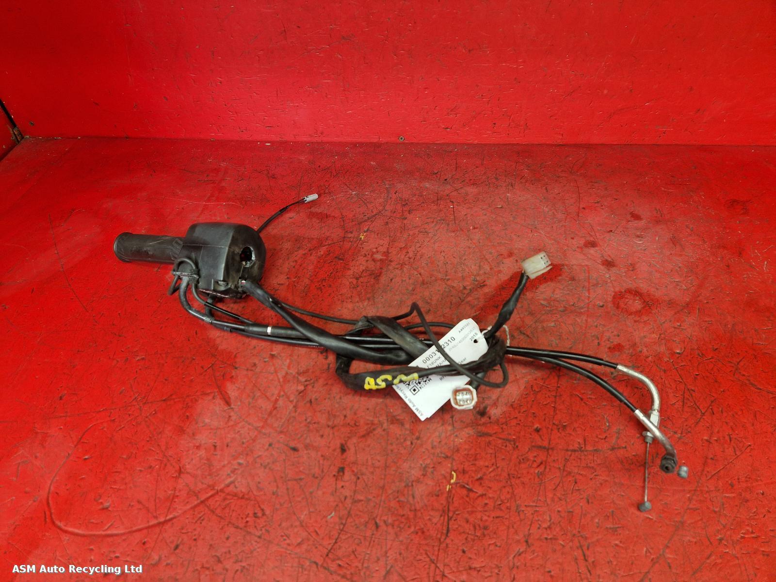 View Auto part RH Switch Gear Yamaha Xp 530 2018