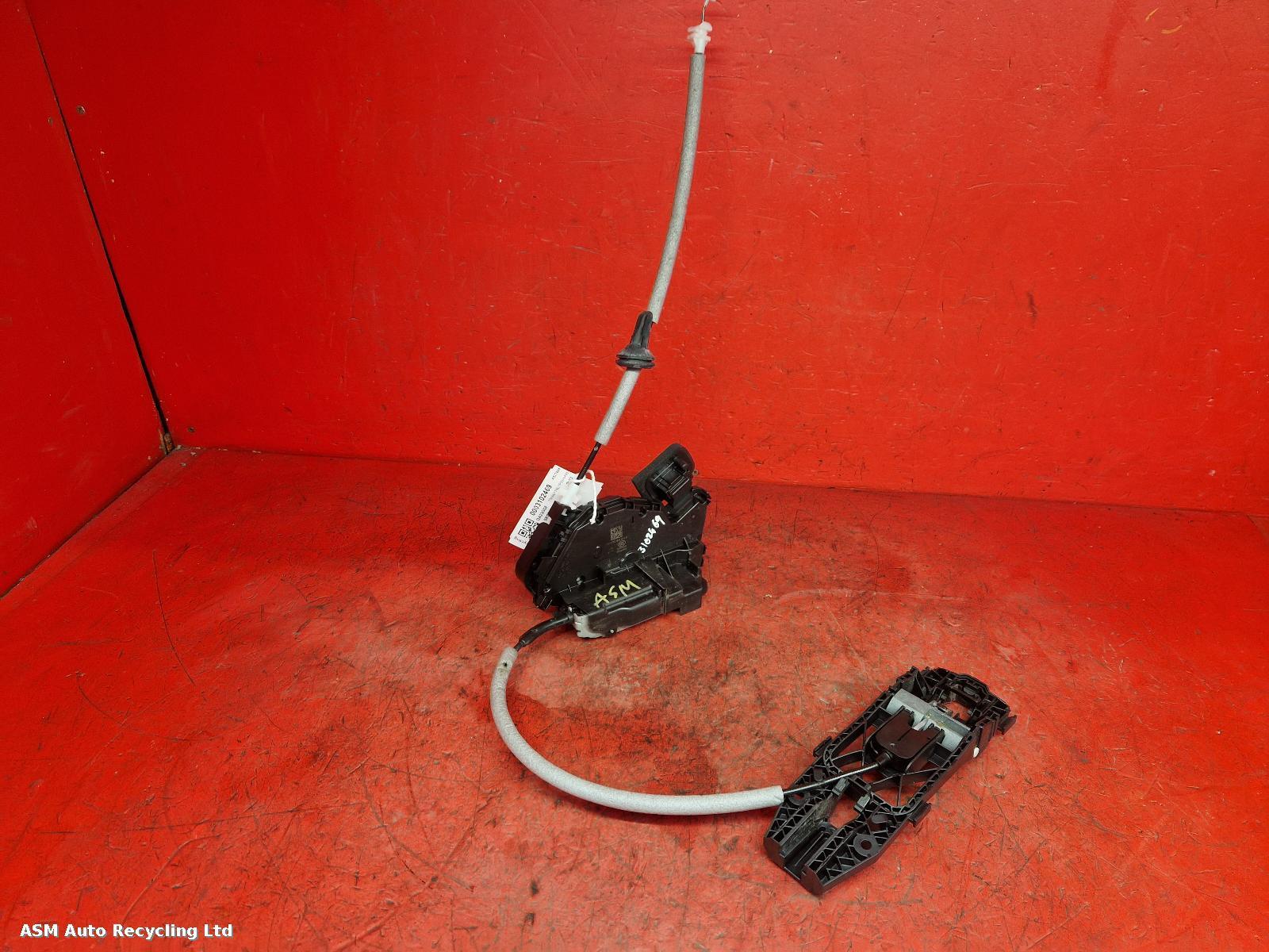 View Auto part Door Lock Assembly Skoda Karoq 2023