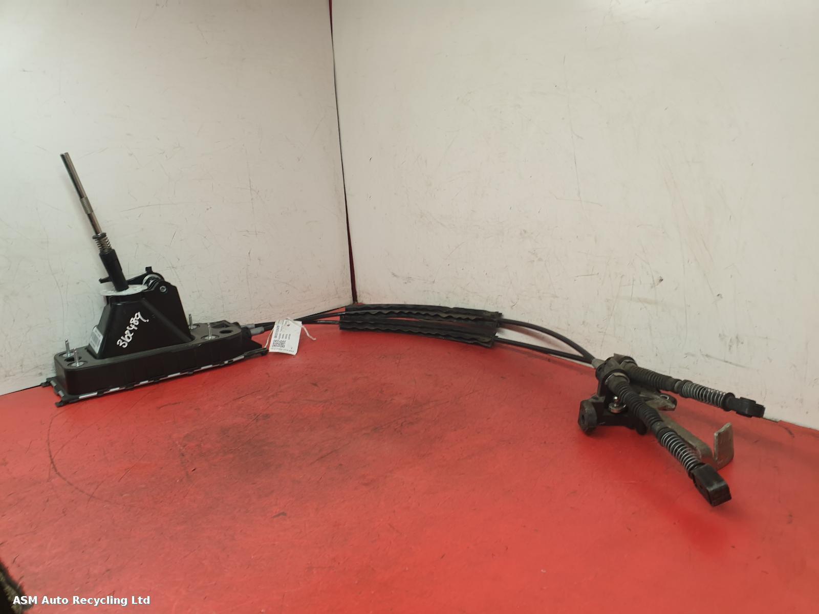 View Auto part Gear Stick/Shifter Skoda Karoq 2023